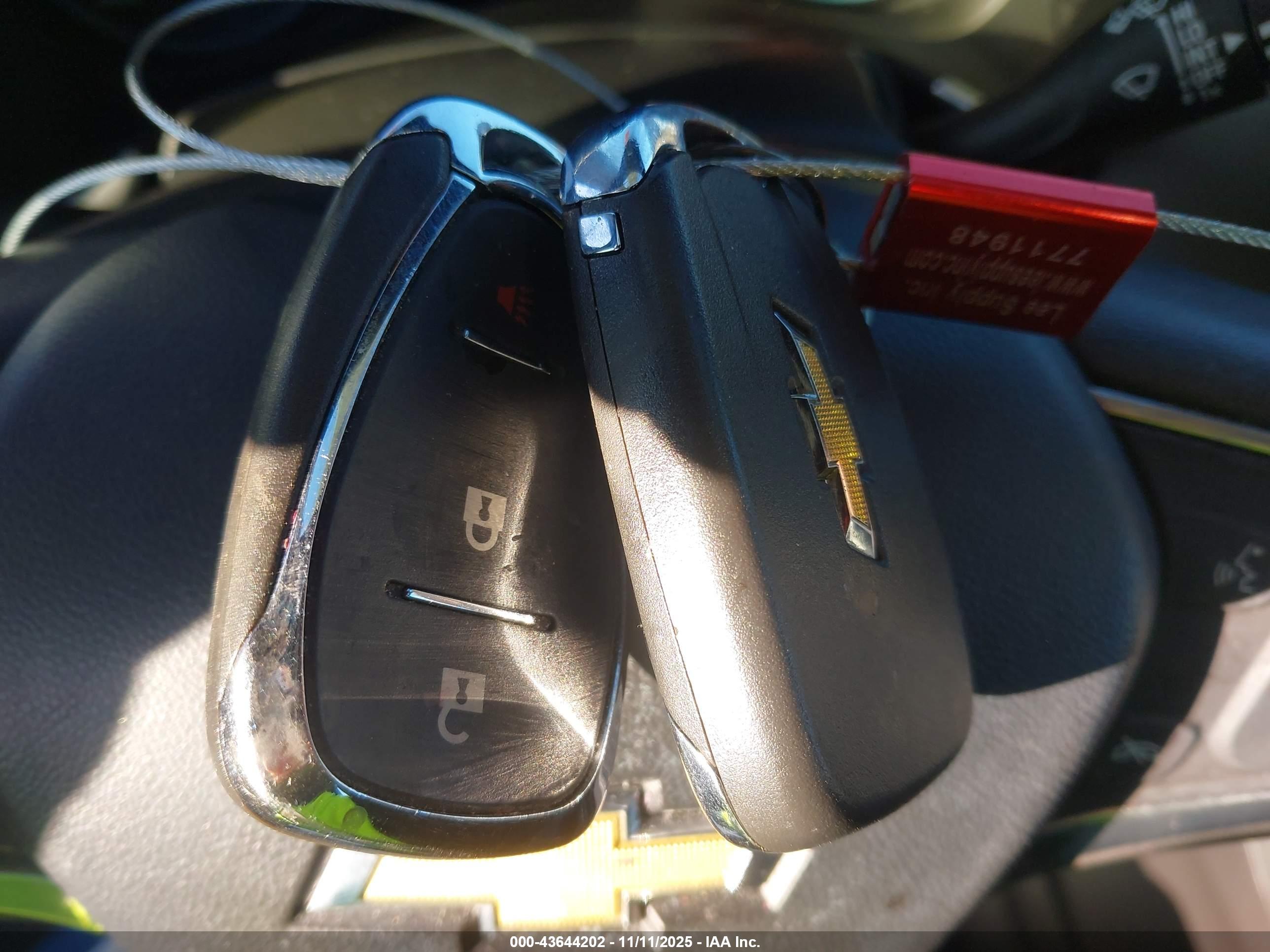 CHEVROLET EQUINOX image 11