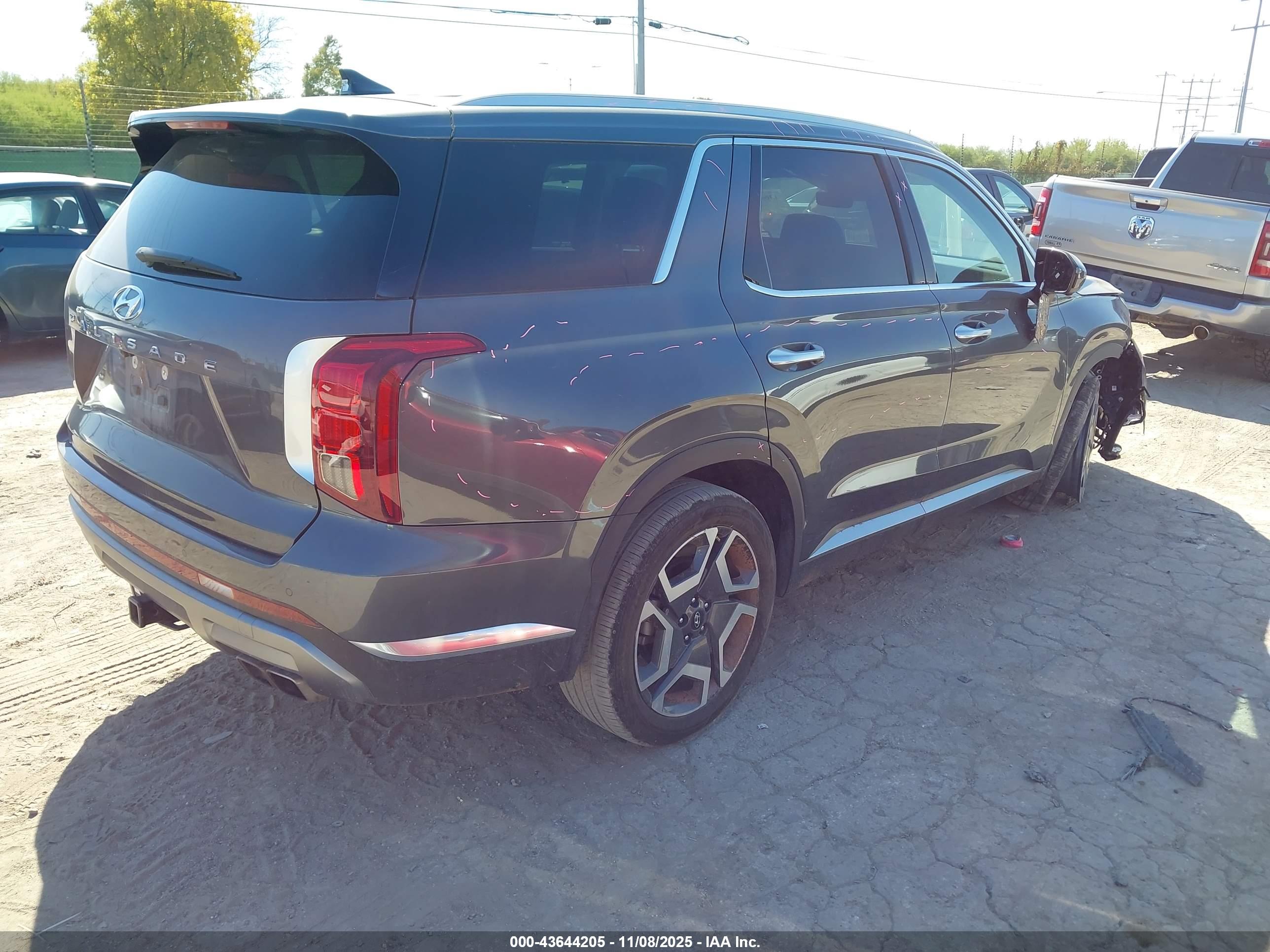 HYUNDAI PALISADE image 4