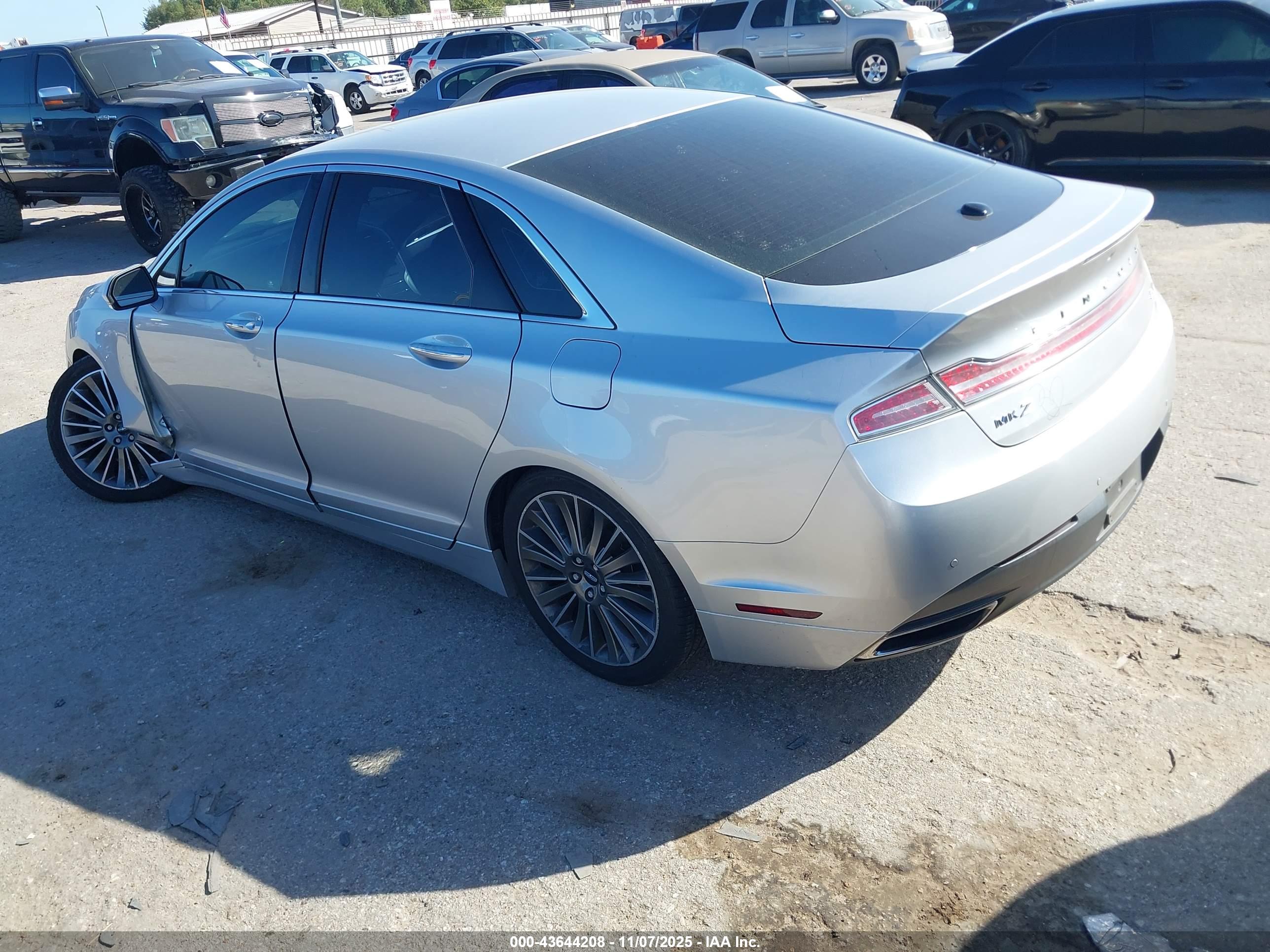 LINCOLN MKZ image 3