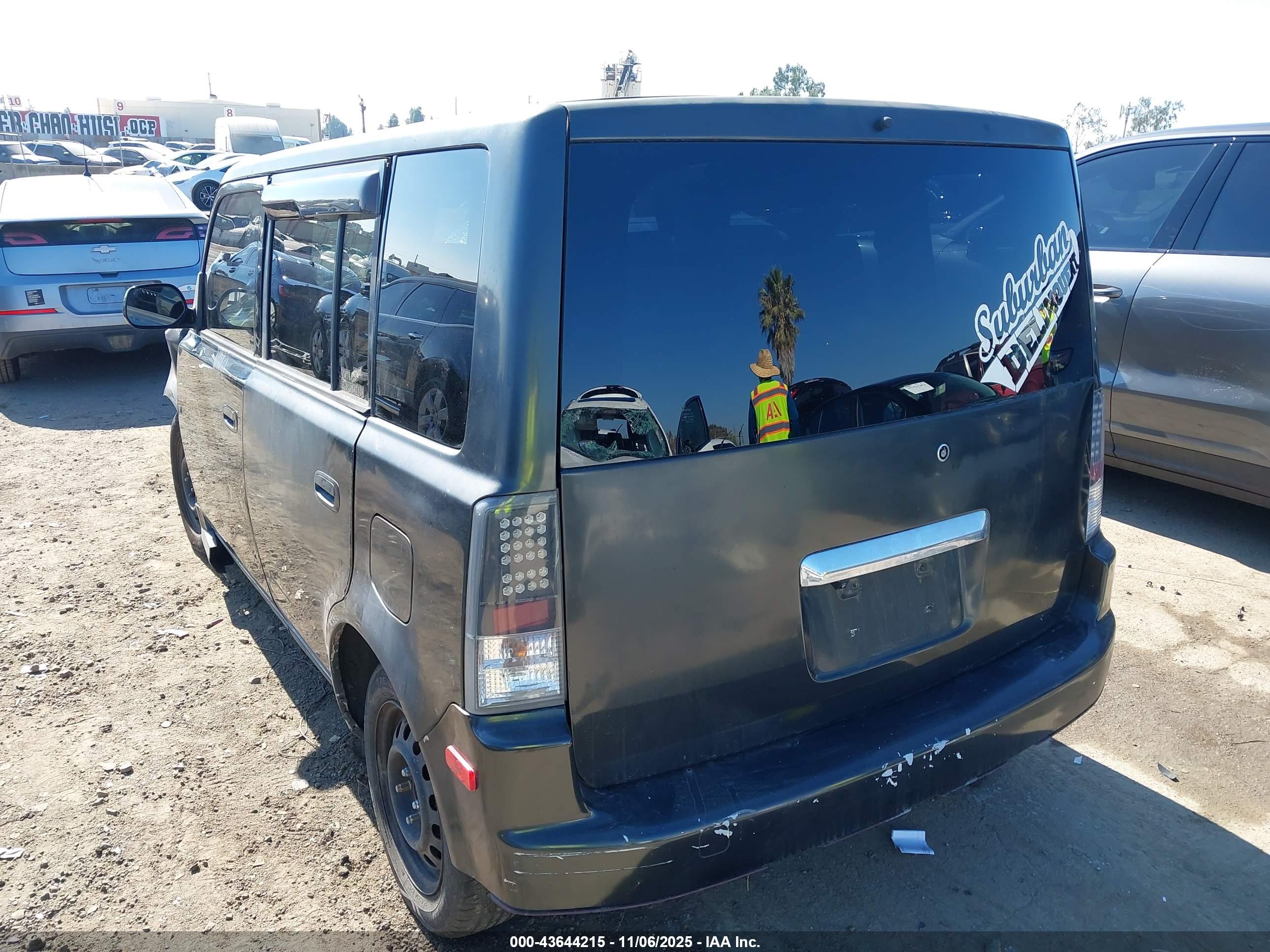 SCION XB image 3