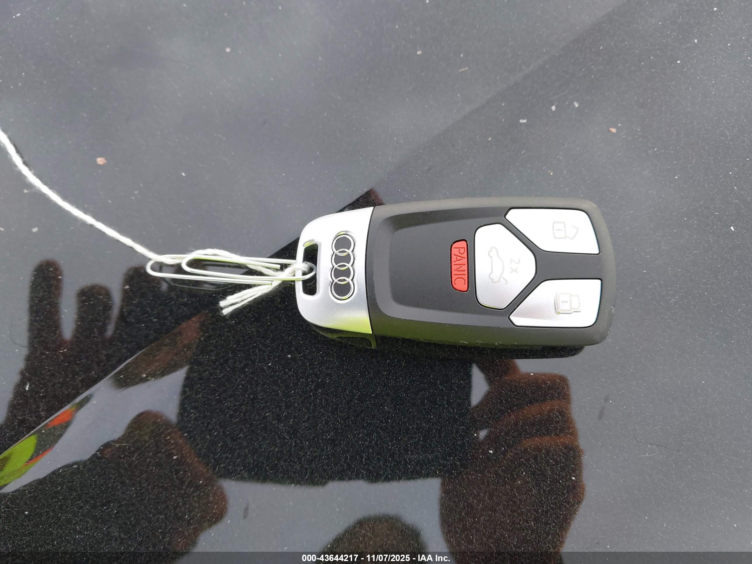 AUDI SQ5 image 11
