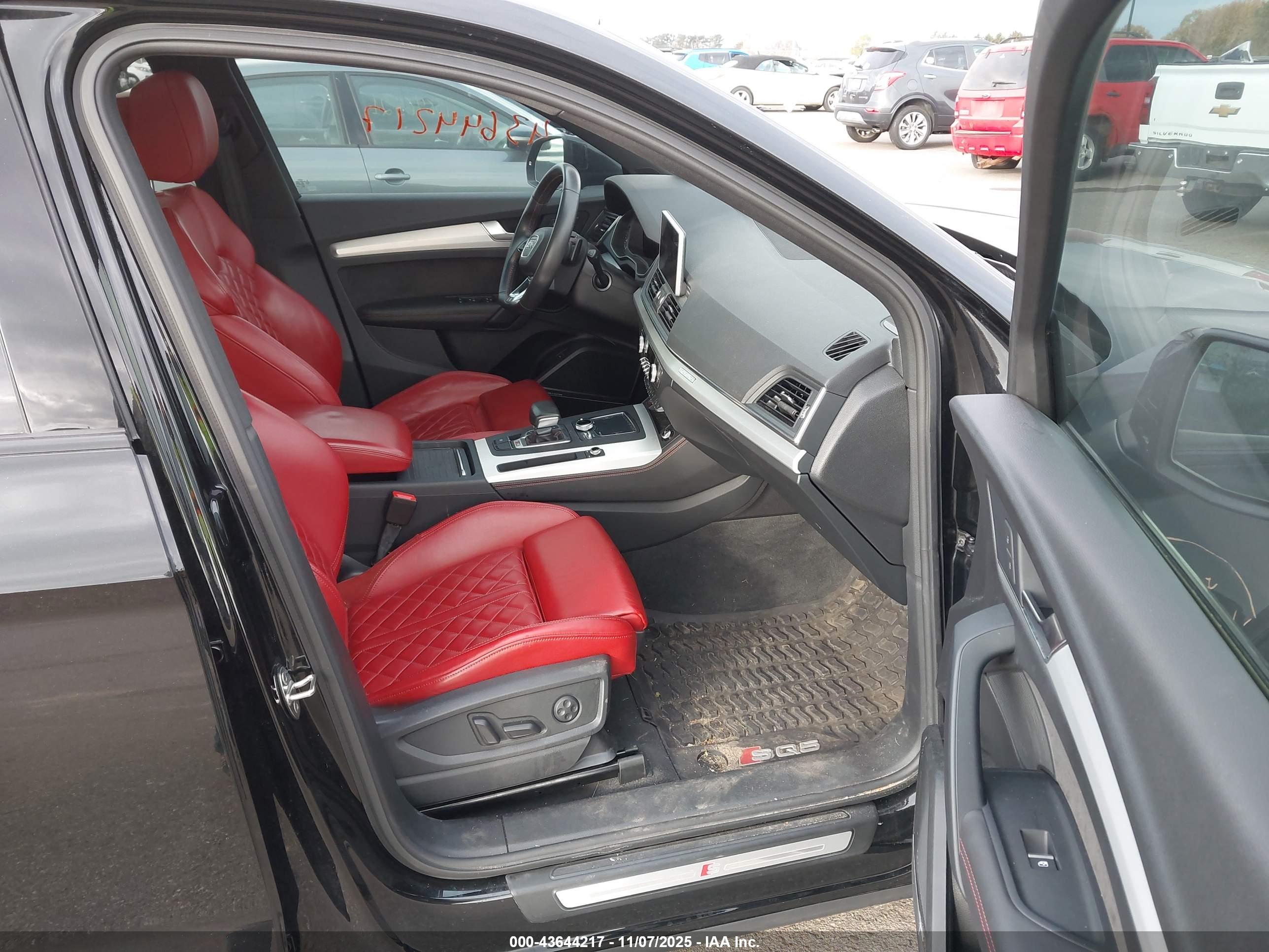 AUDI SQ5 image 5