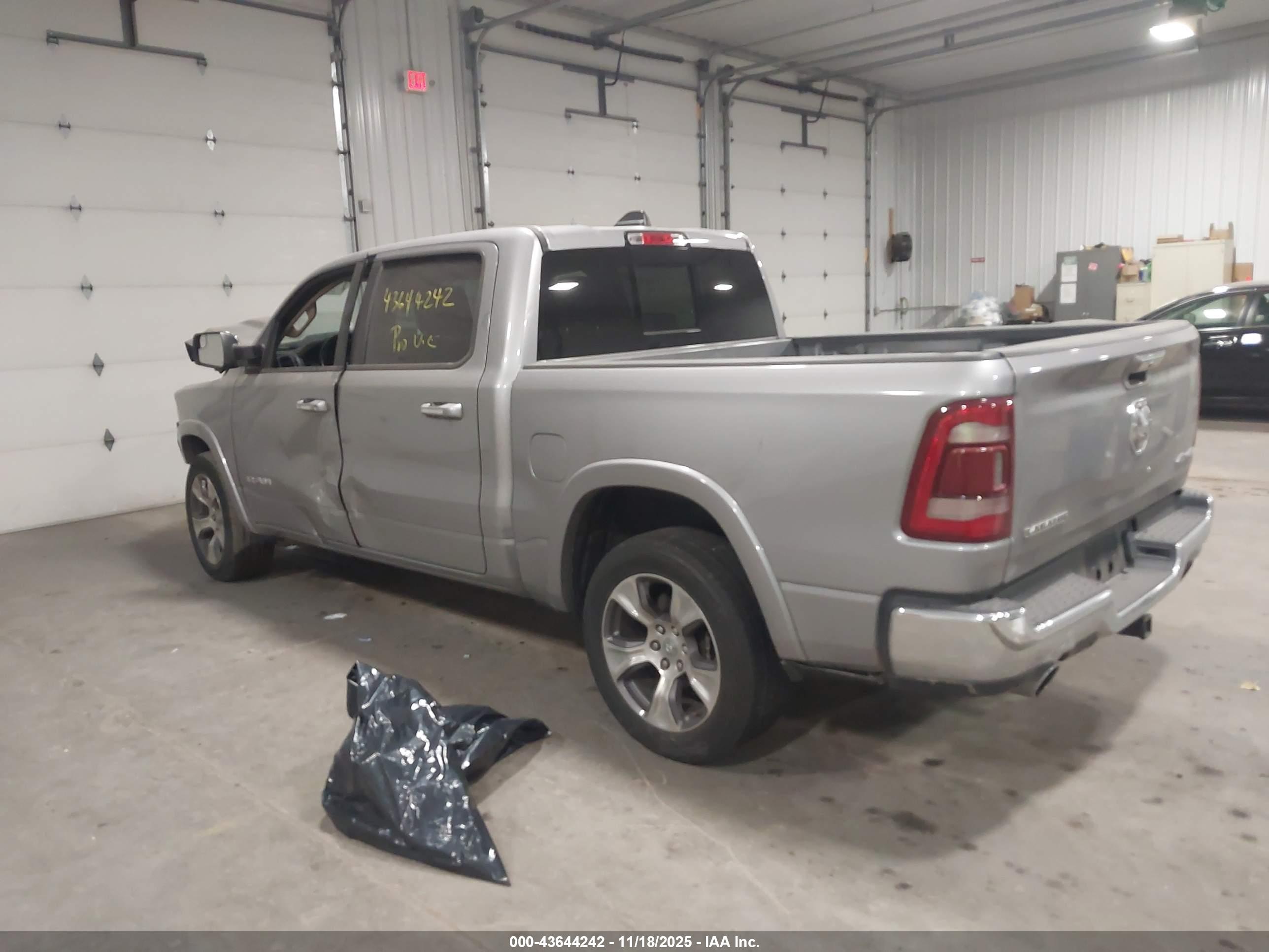 RAM 1500 image 3