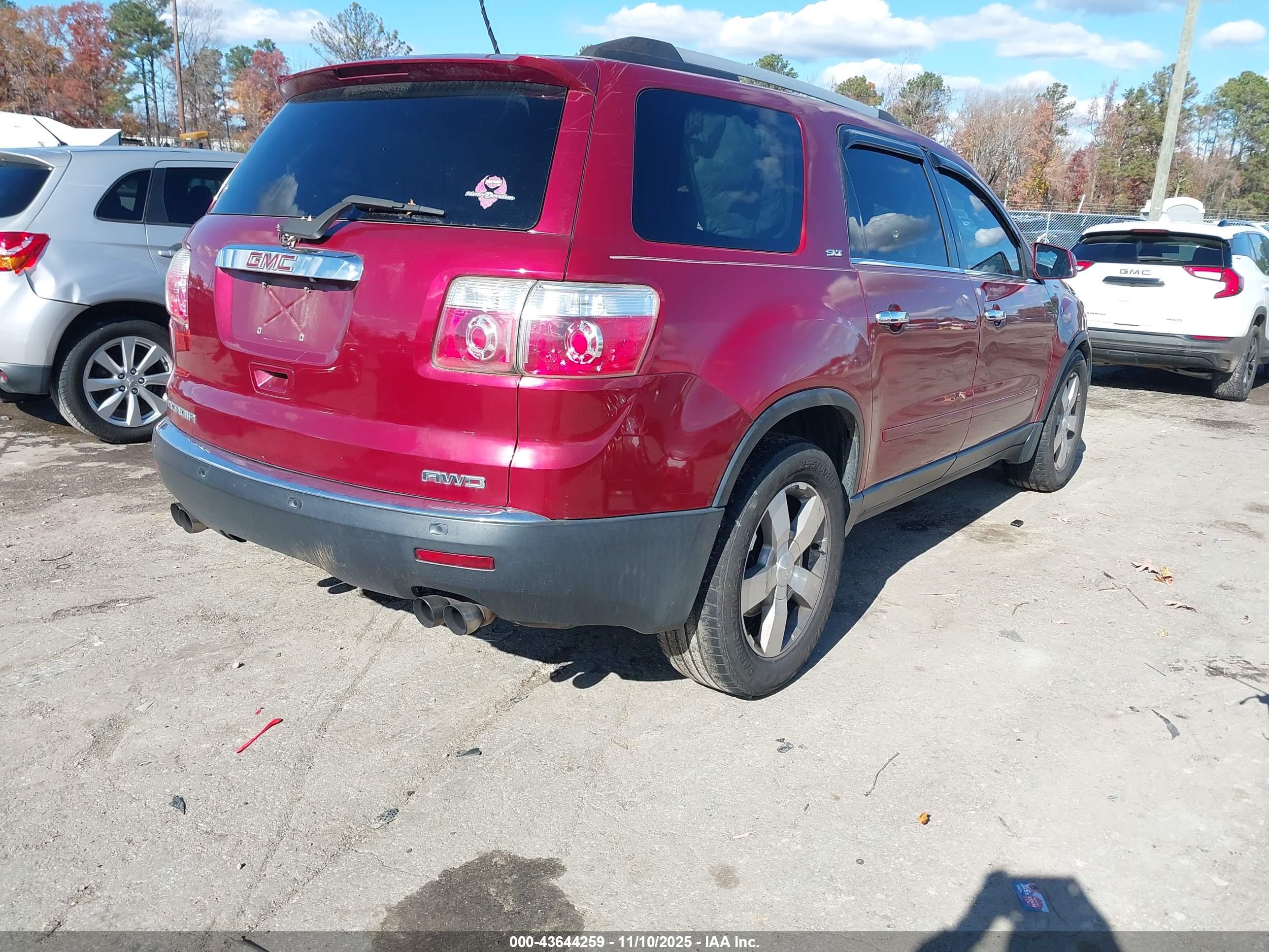 GMC ACADIA image 4