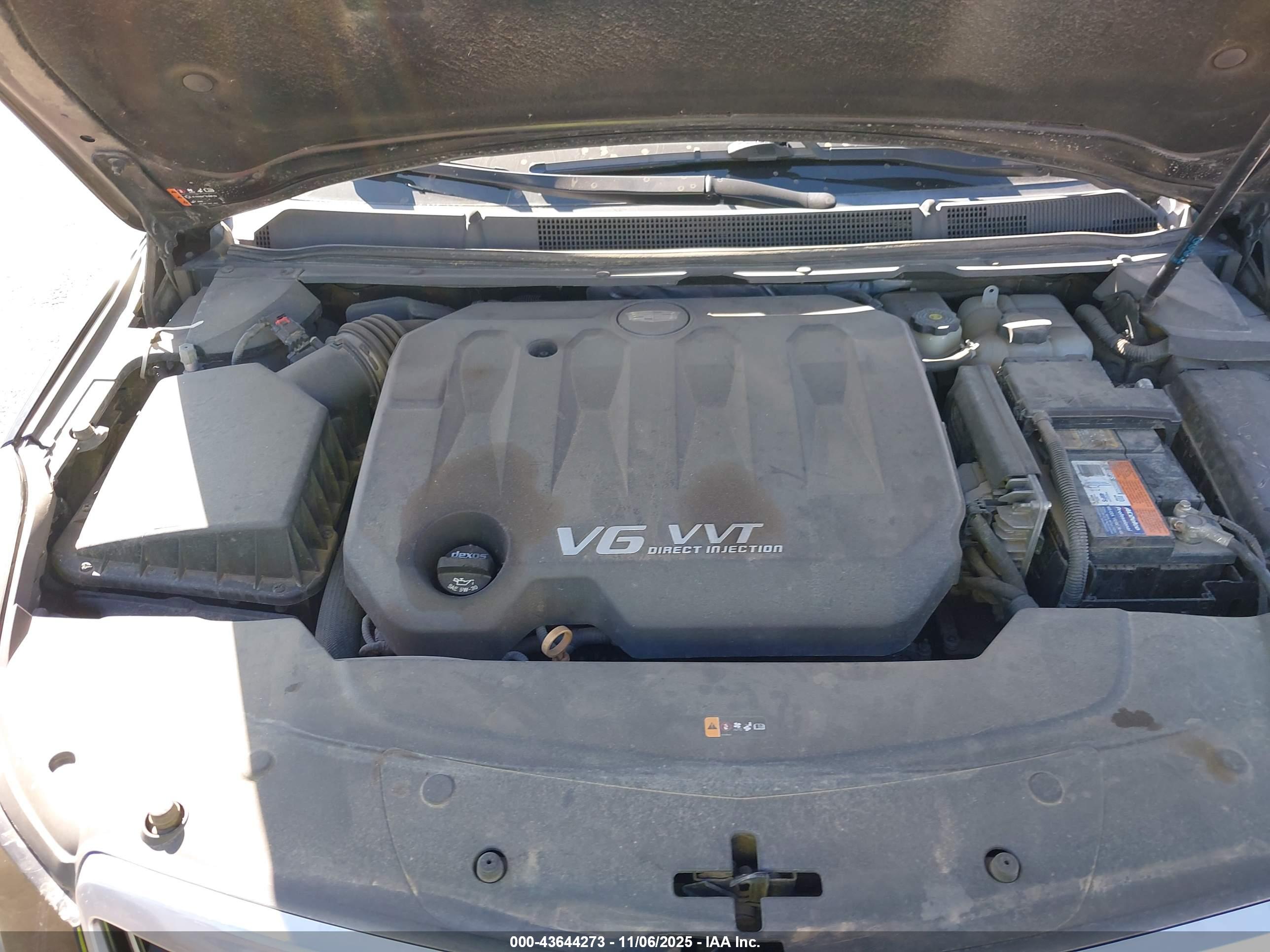 CADILLAC XTS image 10