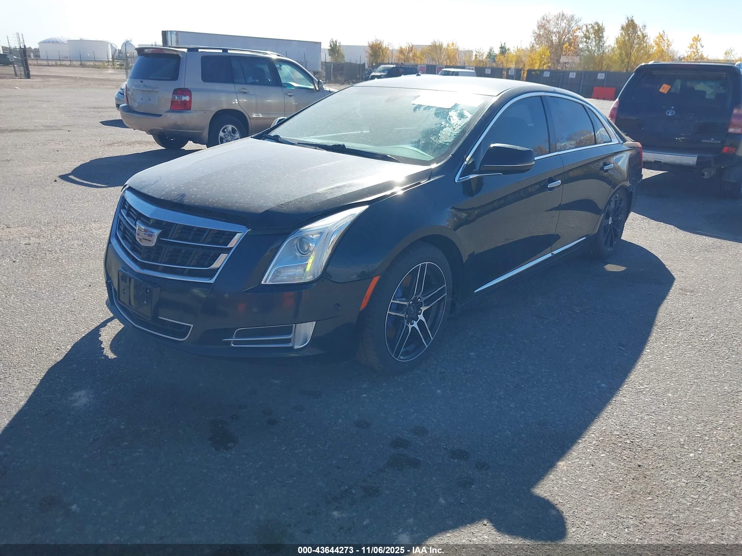 CADILLAC XTS image 2