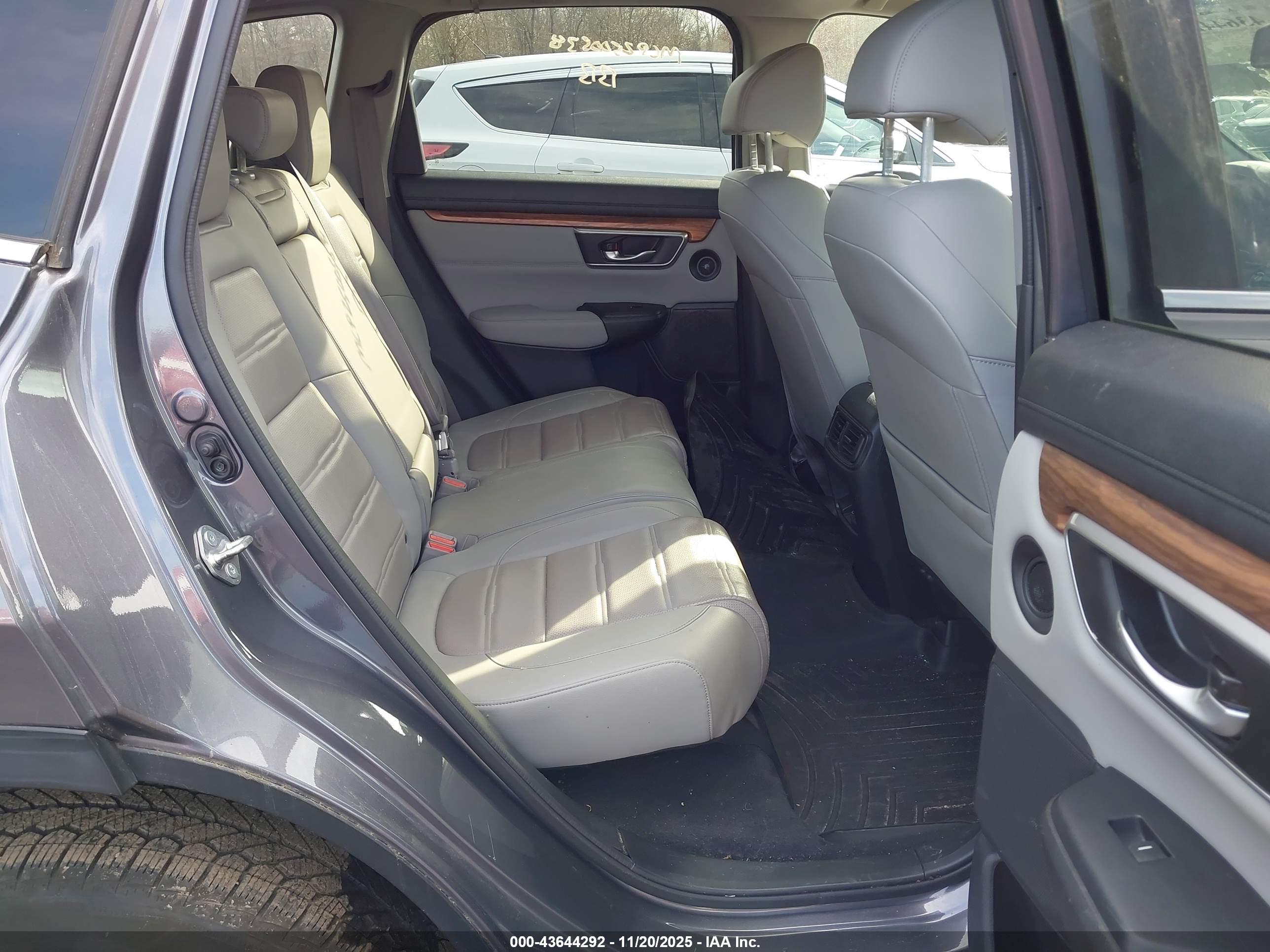 HONDA CR-V image 8