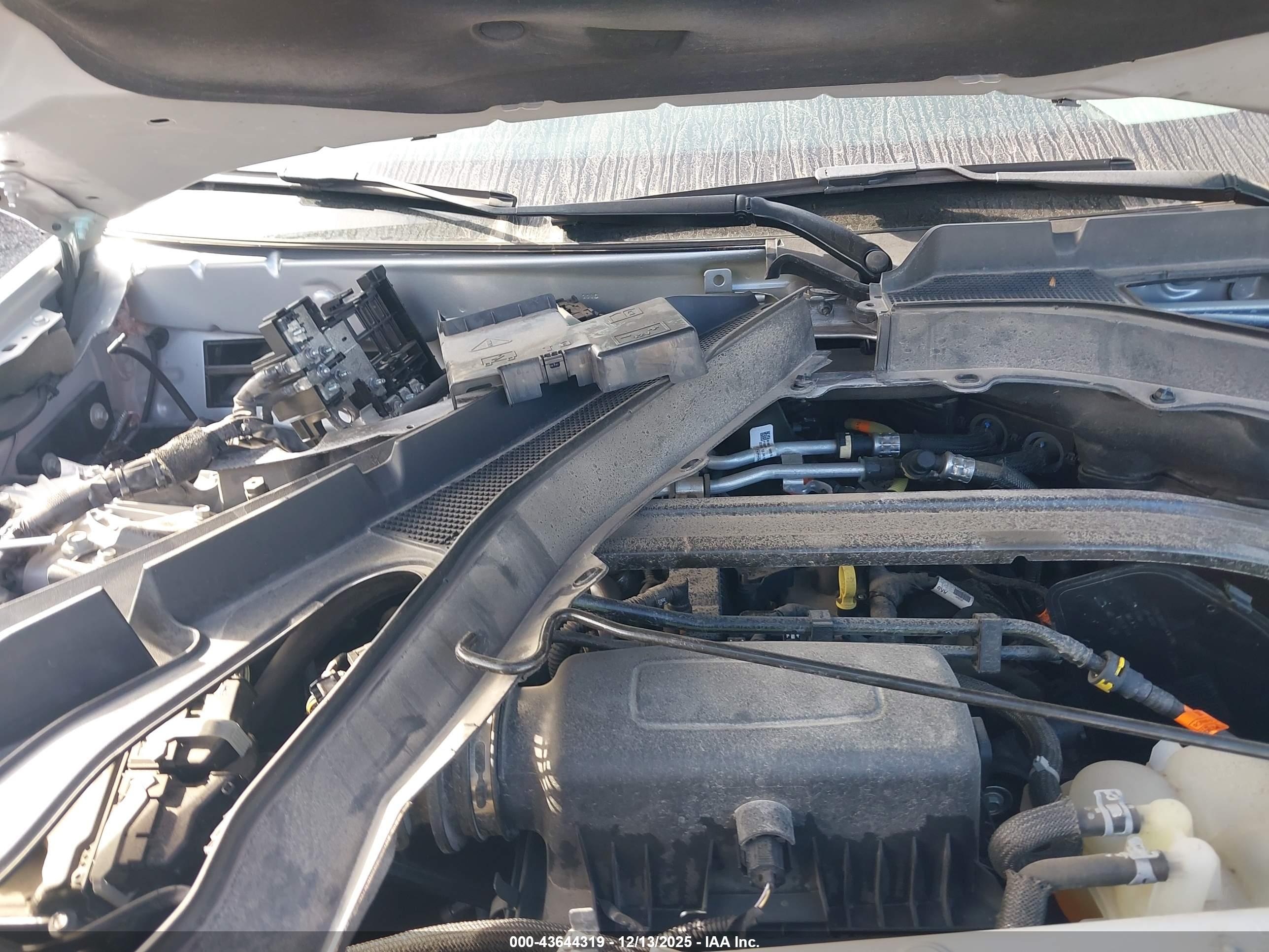FORD EXPLORER image 10