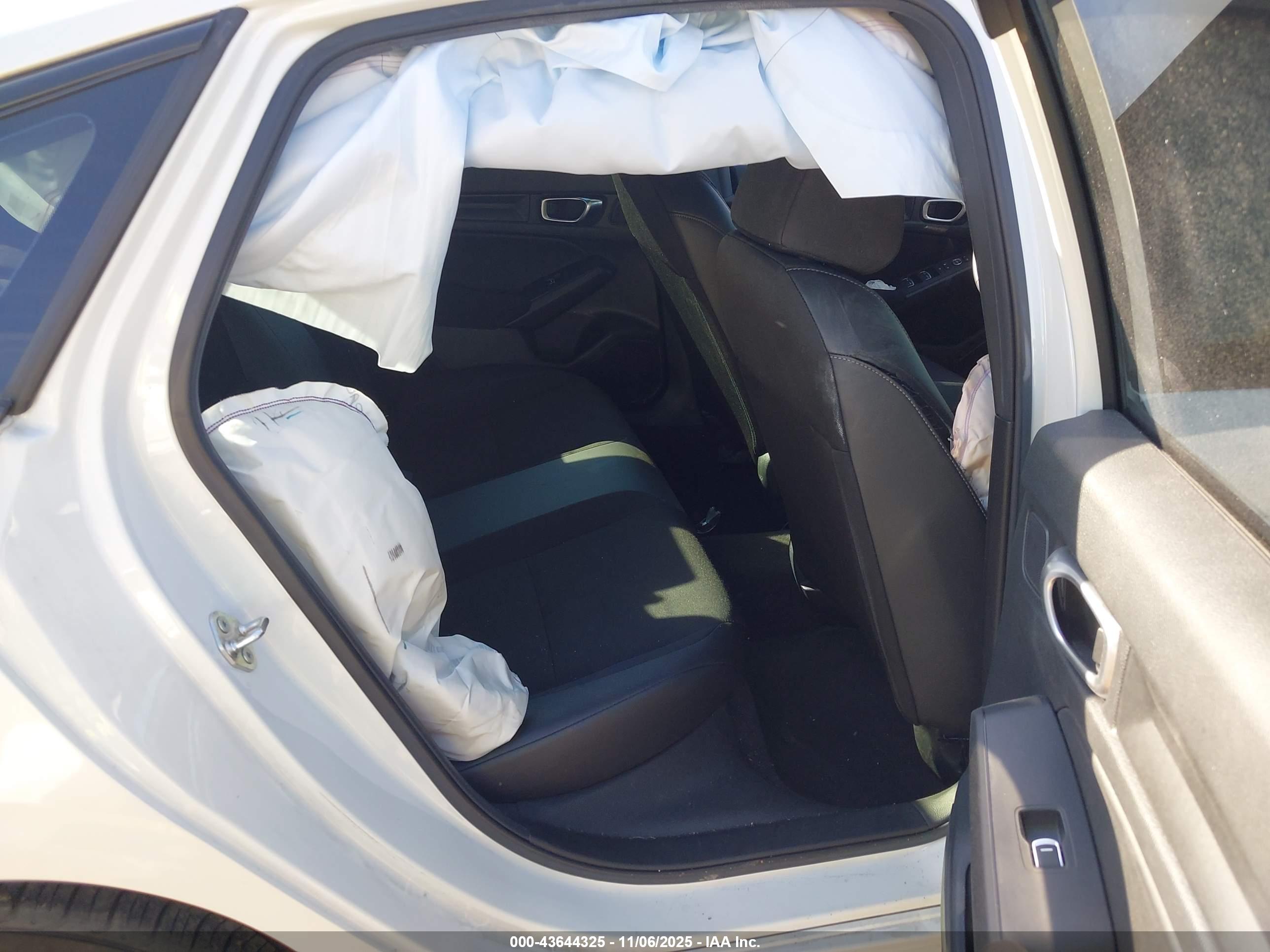 HONDA CIVIC image 8