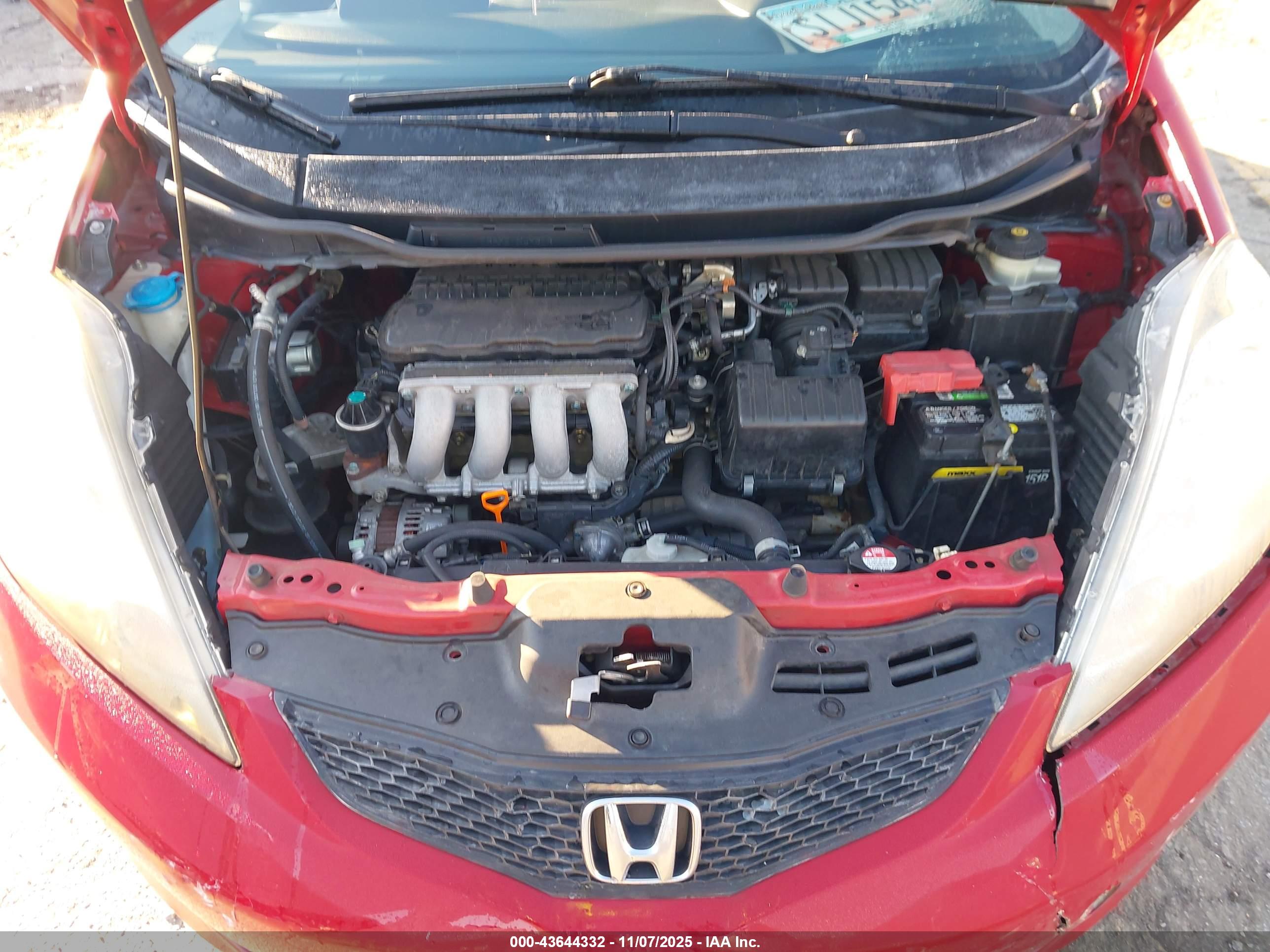 HONDA FIT image 10