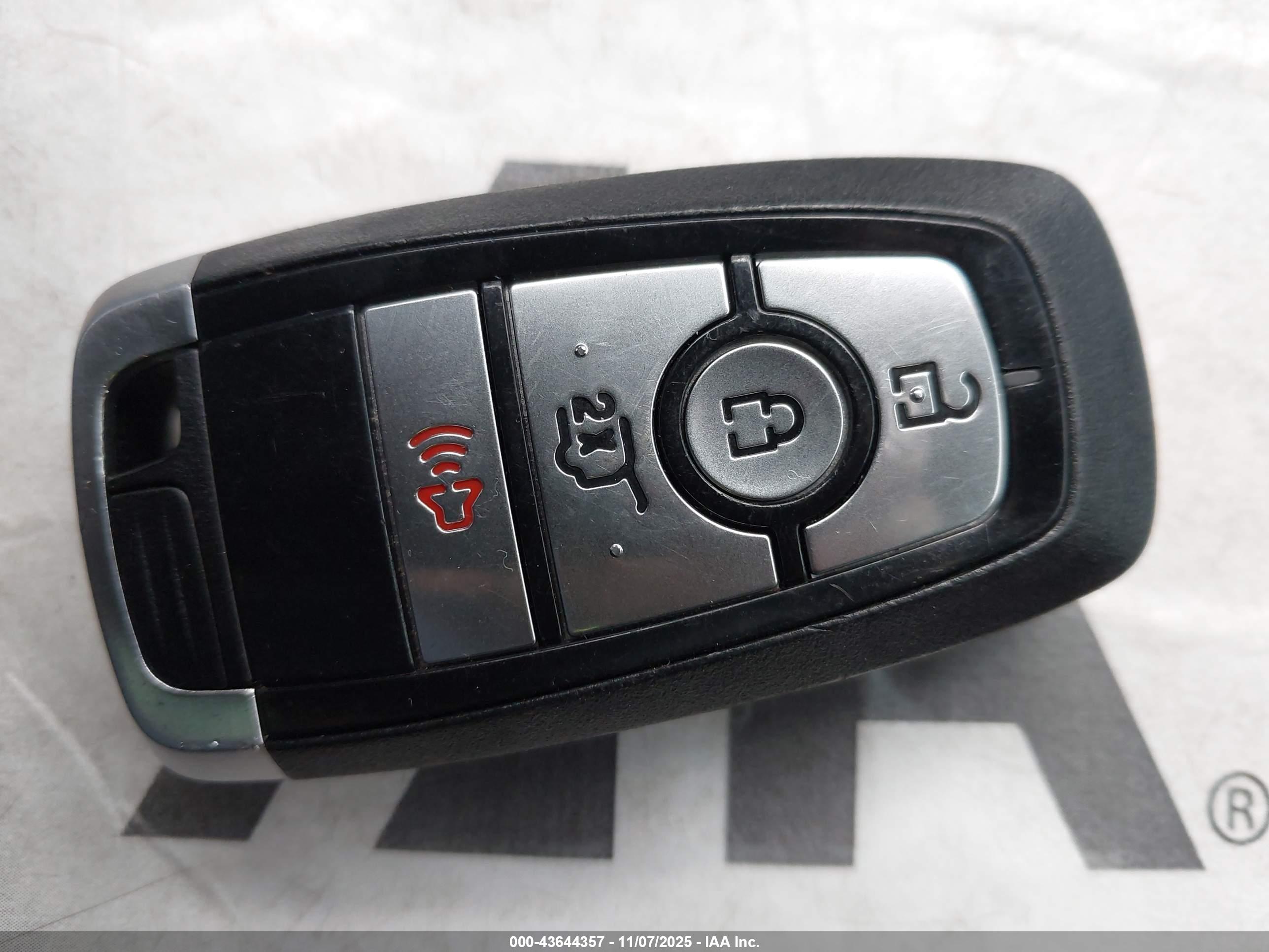 FORD ESCAPE image 11