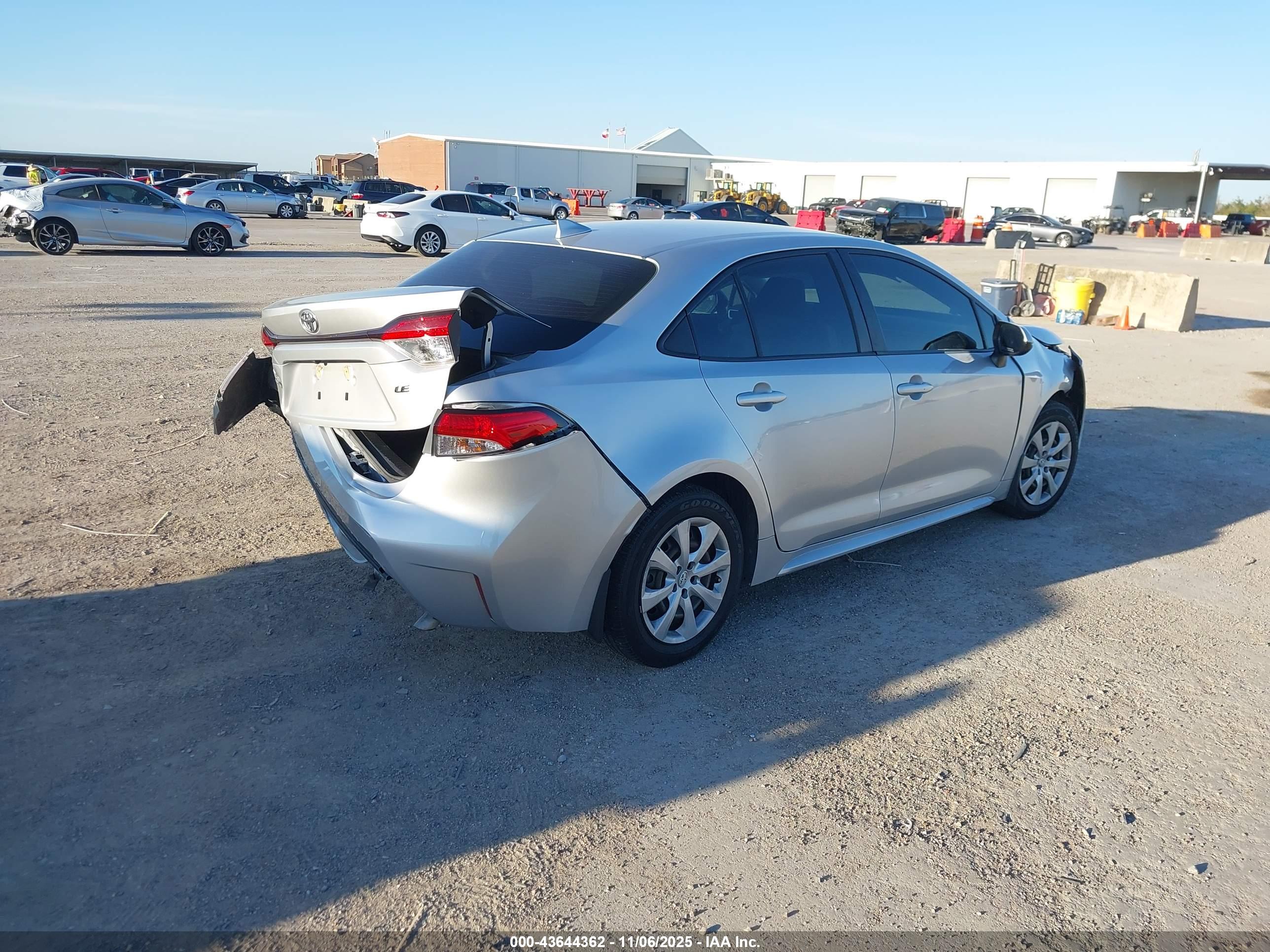 TOYOTA COROLLA image 4