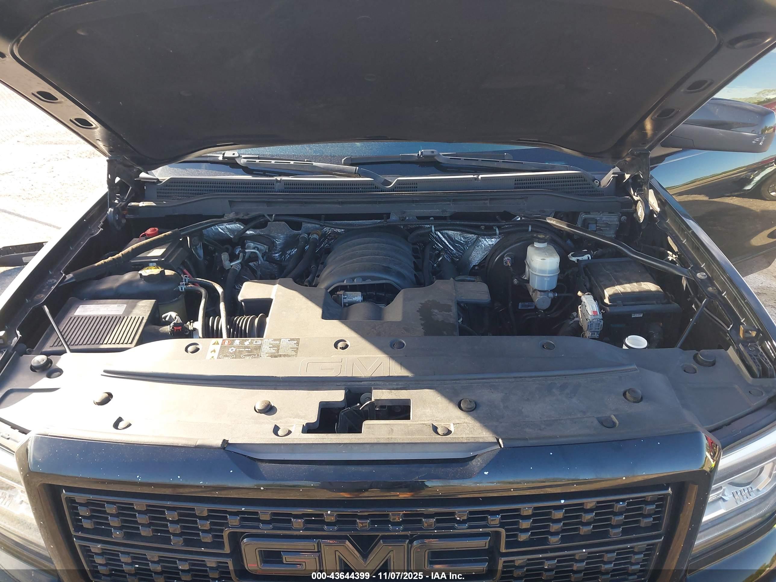 GMC SIERRA image 10
