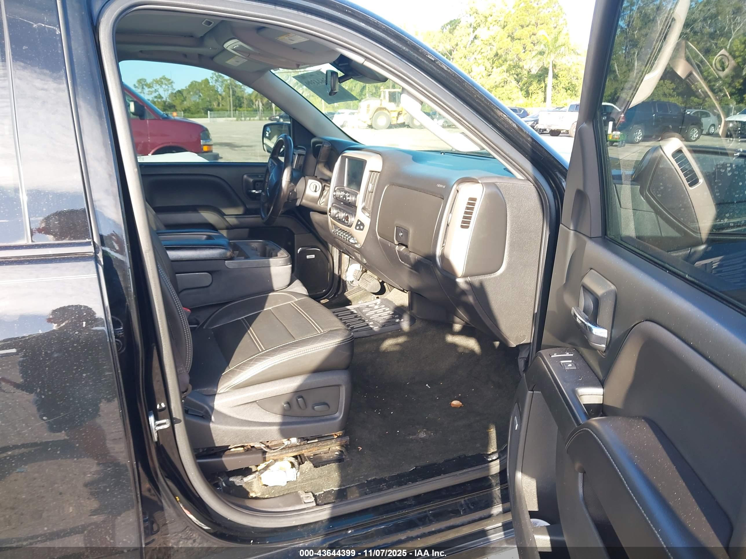GMC SIERRA image 5