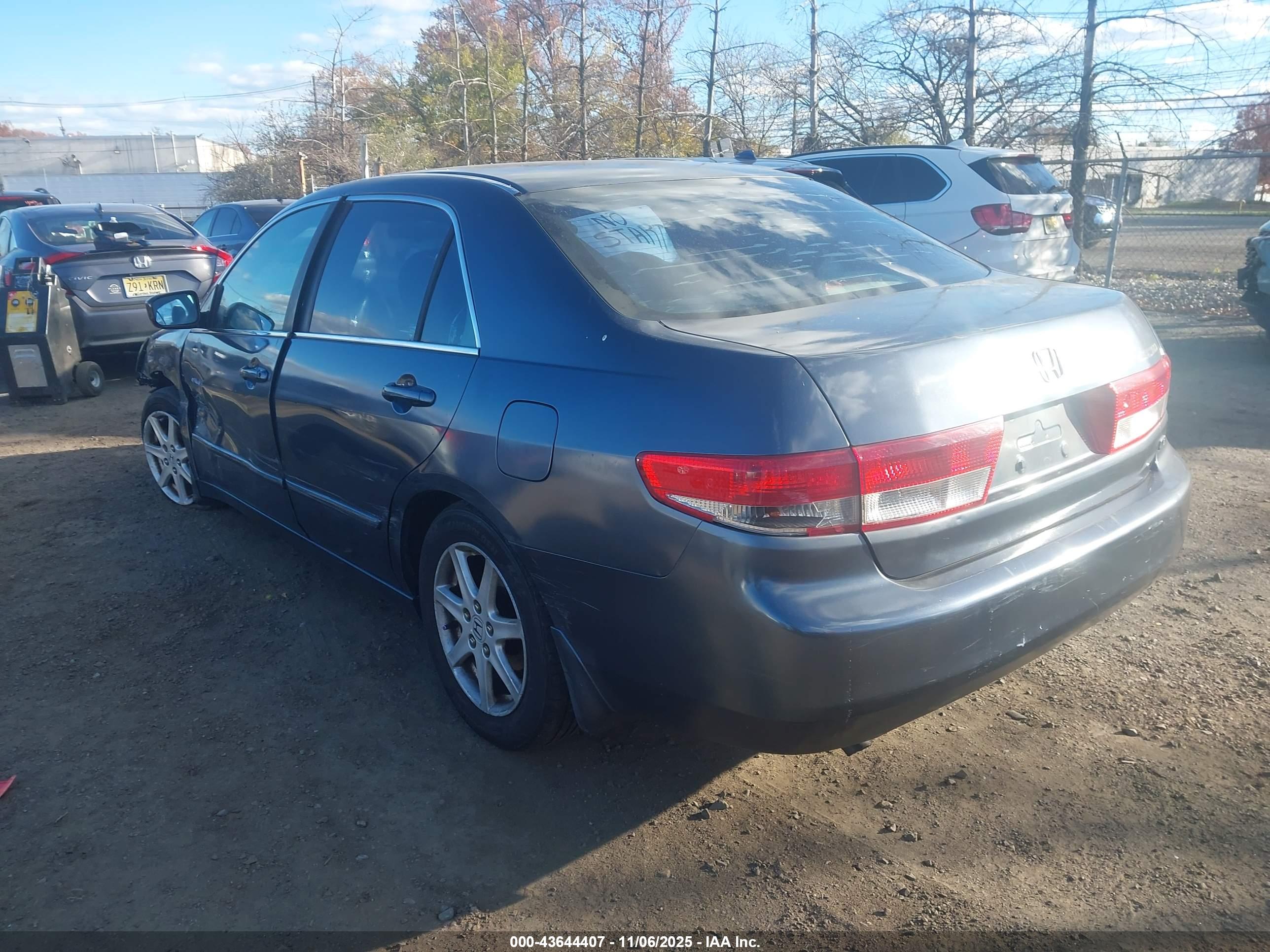 HONDA ACCORD image 3