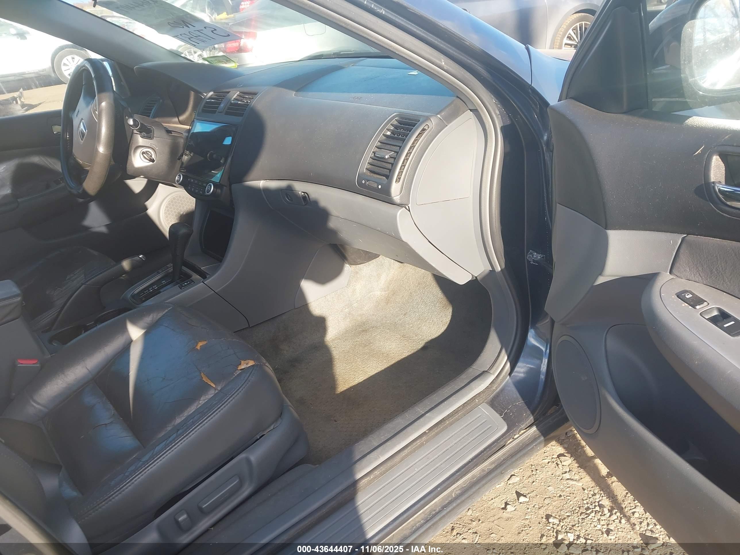 HONDA ACCORD image 5