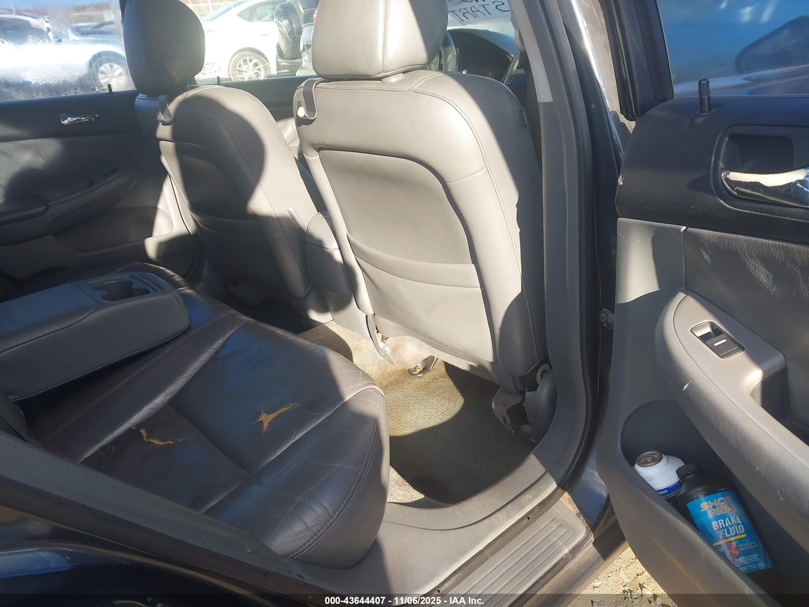 HONDA ACCORD image 8