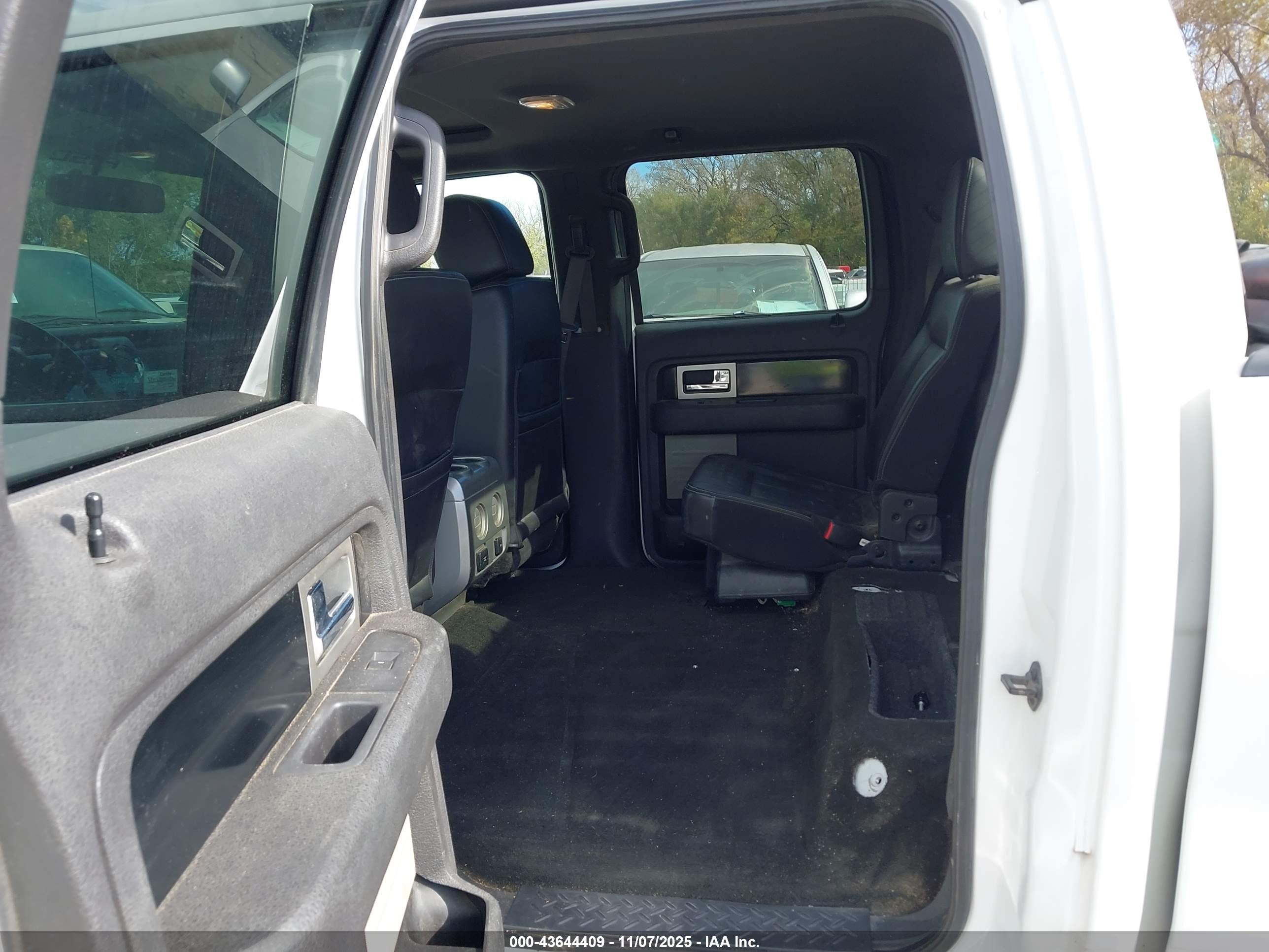 FORD F-150 image 8