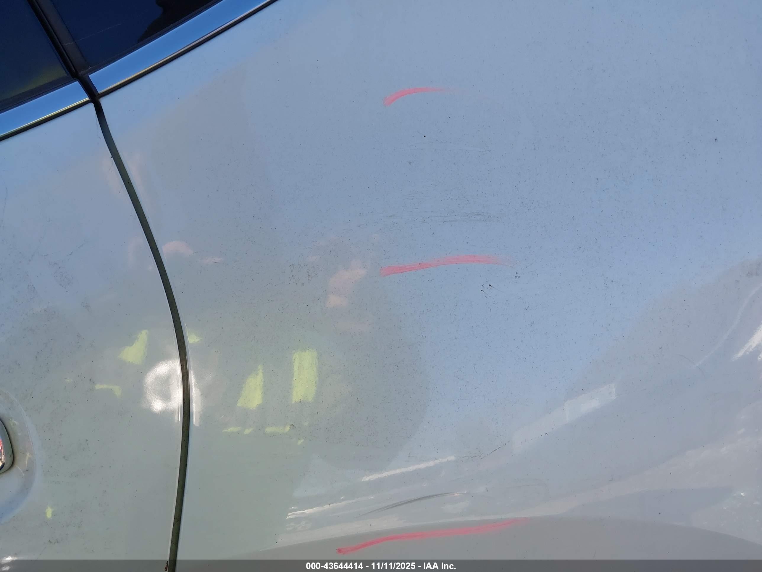 NISSAN ROGUE image 6