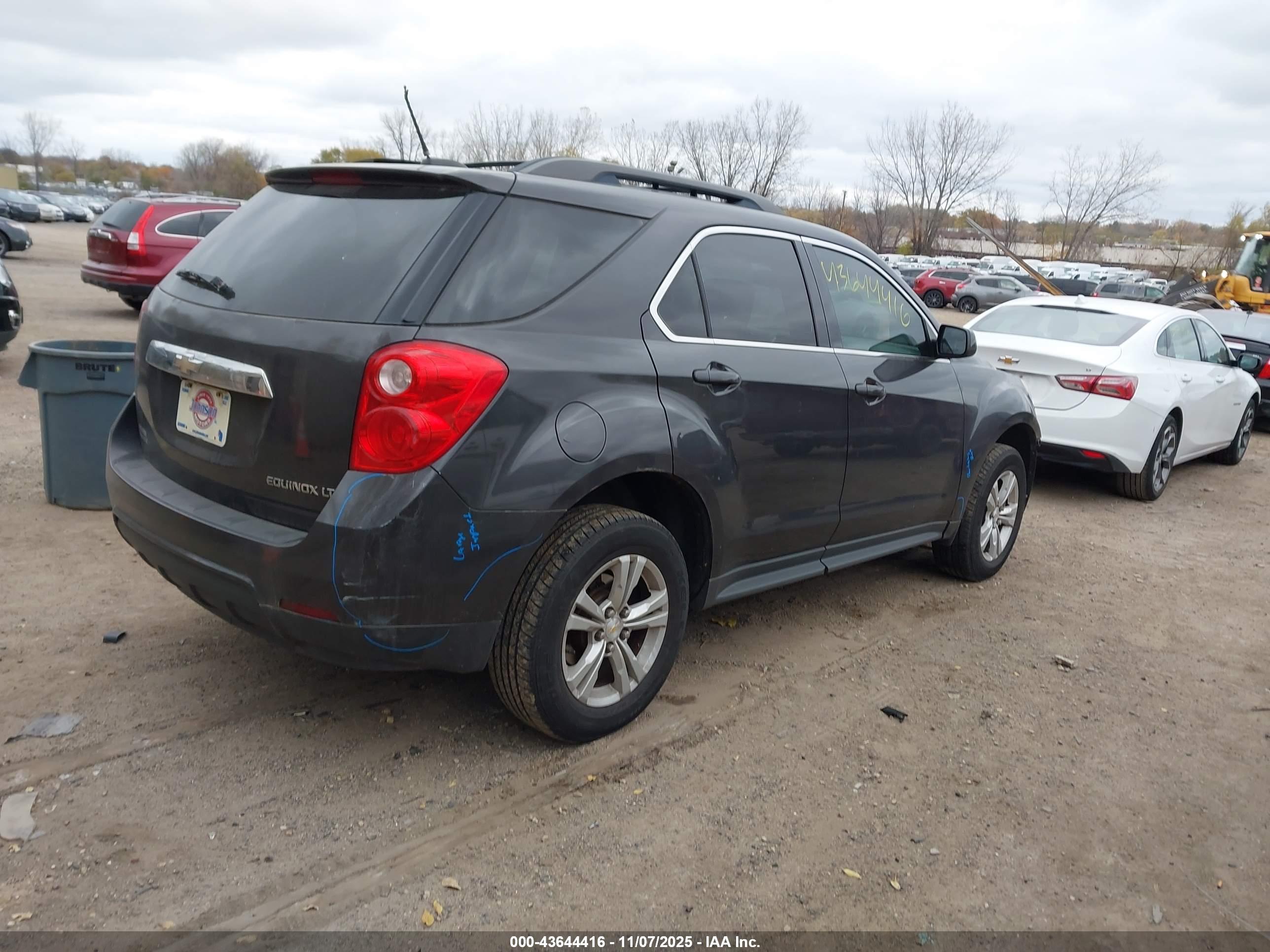 CHEVROLET EQUINOX image 4