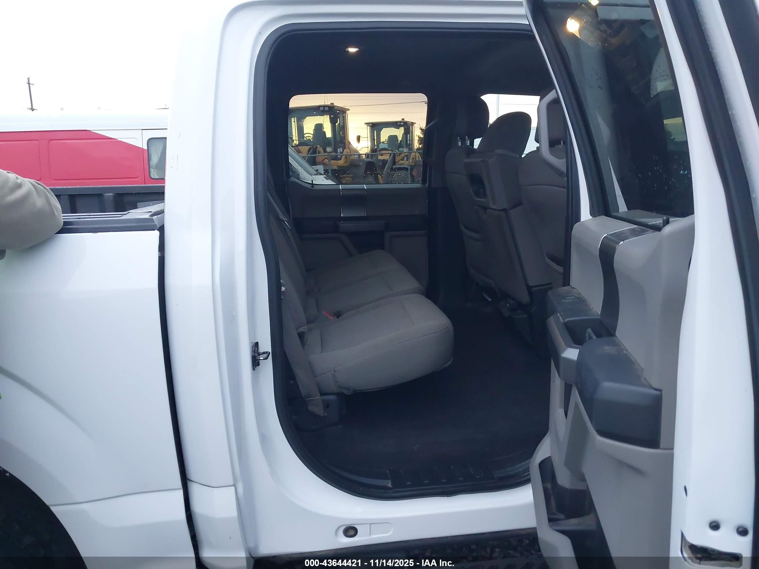 FORD F-150 image 8
