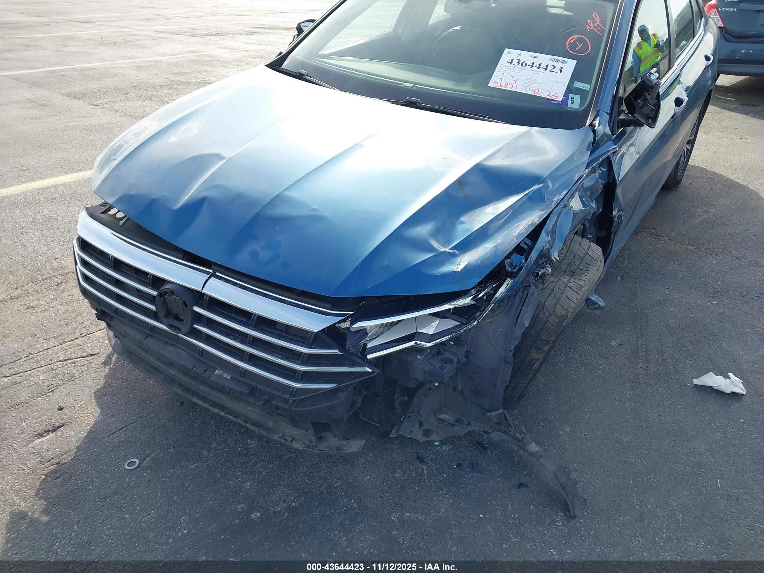 VOLKSWAGEN JETTA image 6