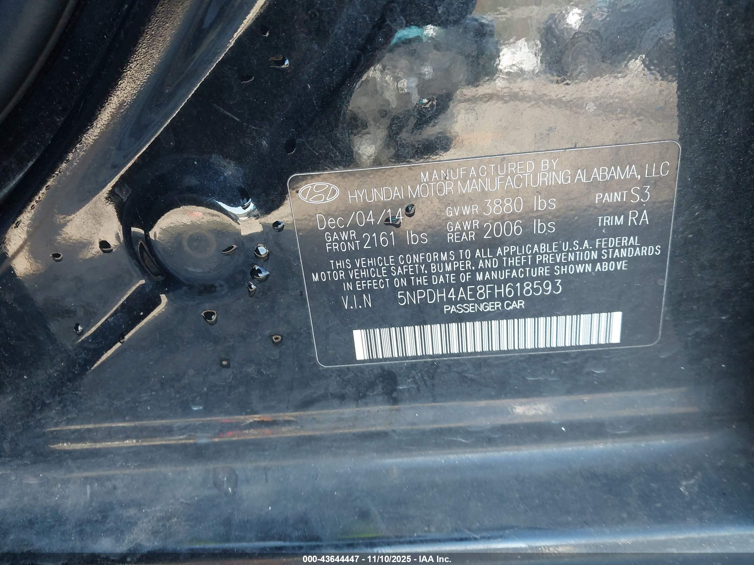 HYUNDAI ELANTRA image 9