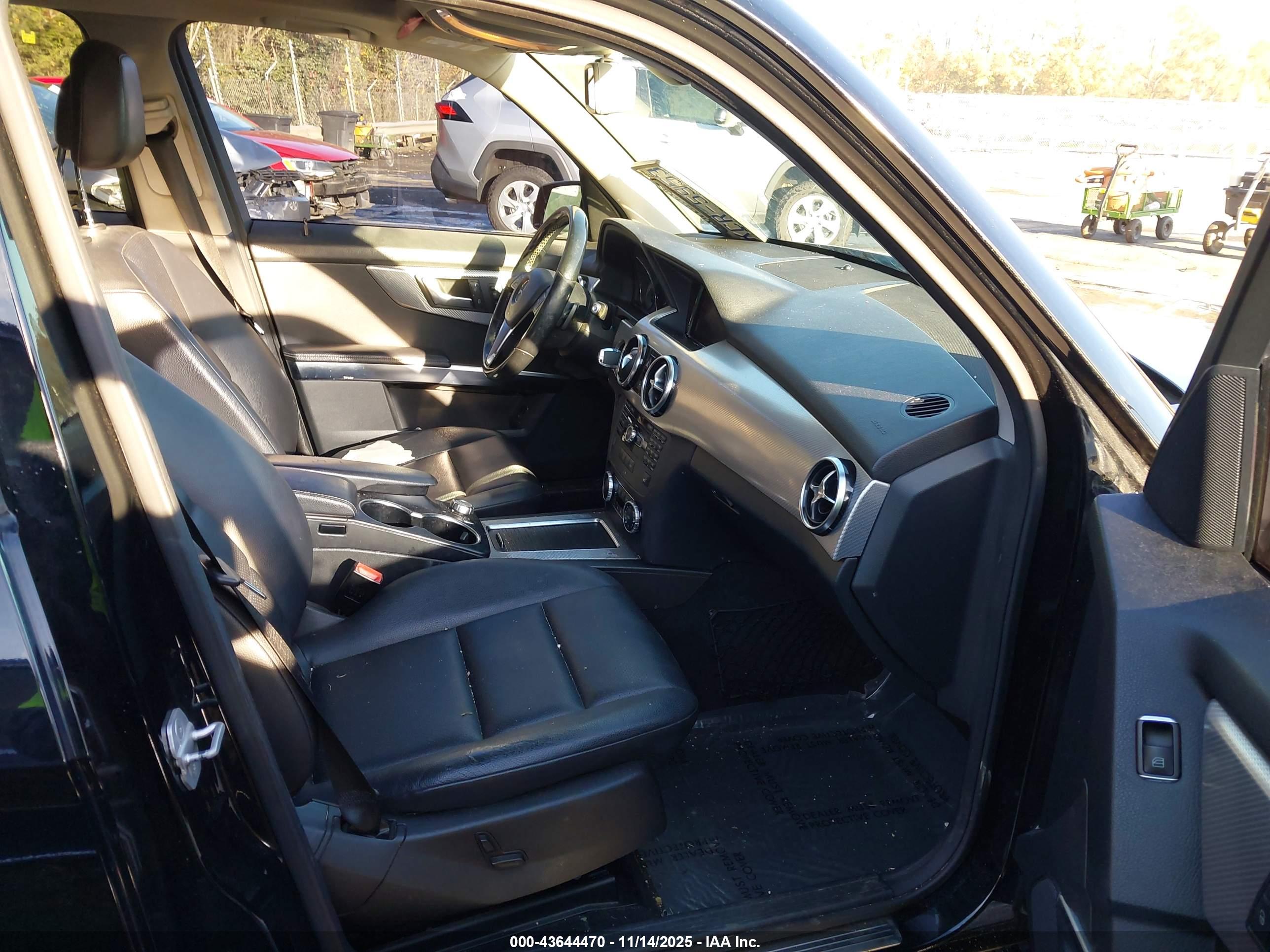 MERCEDES-BENZ GLK image 5