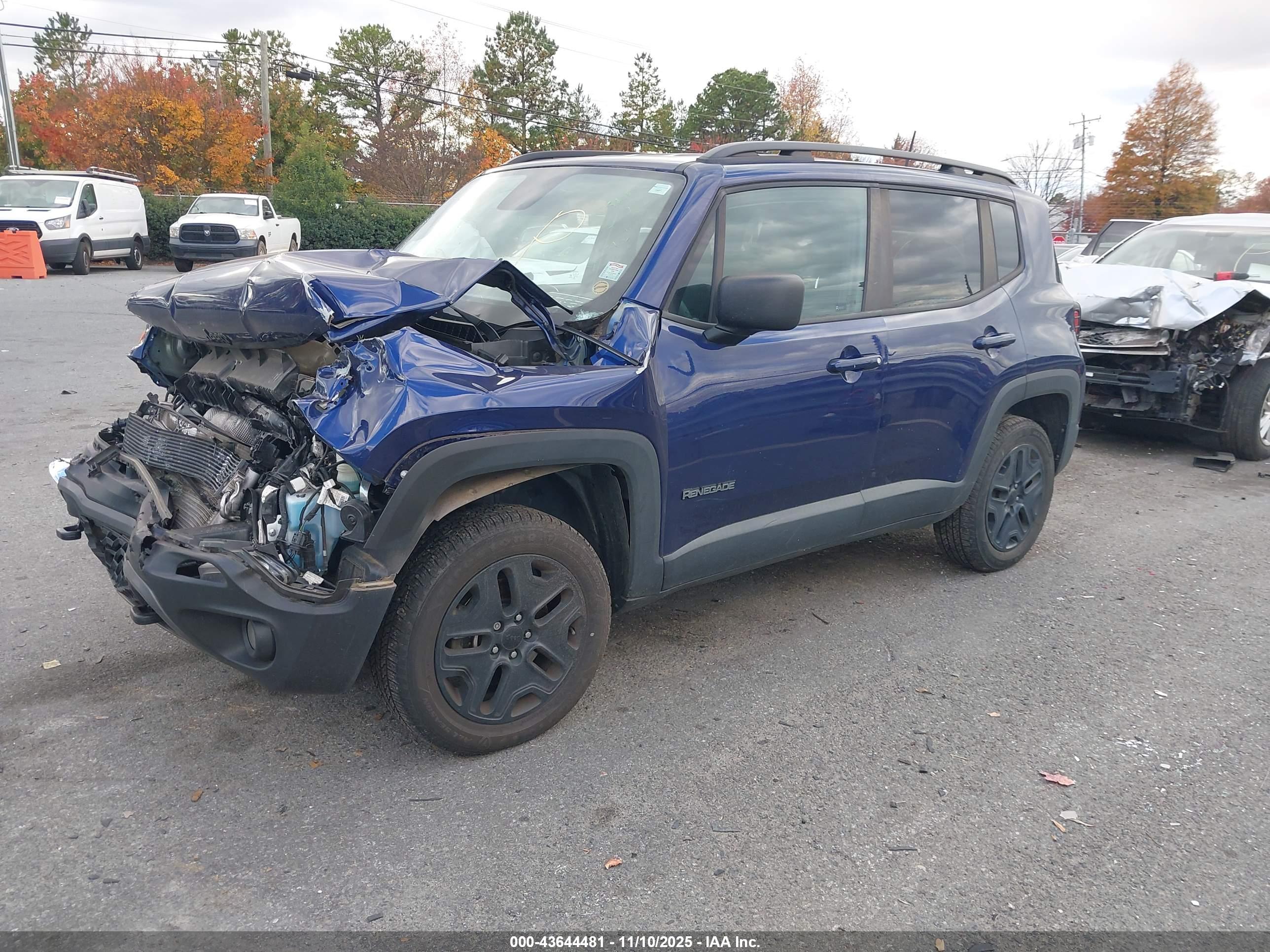 JEEP RENEGADE image 2