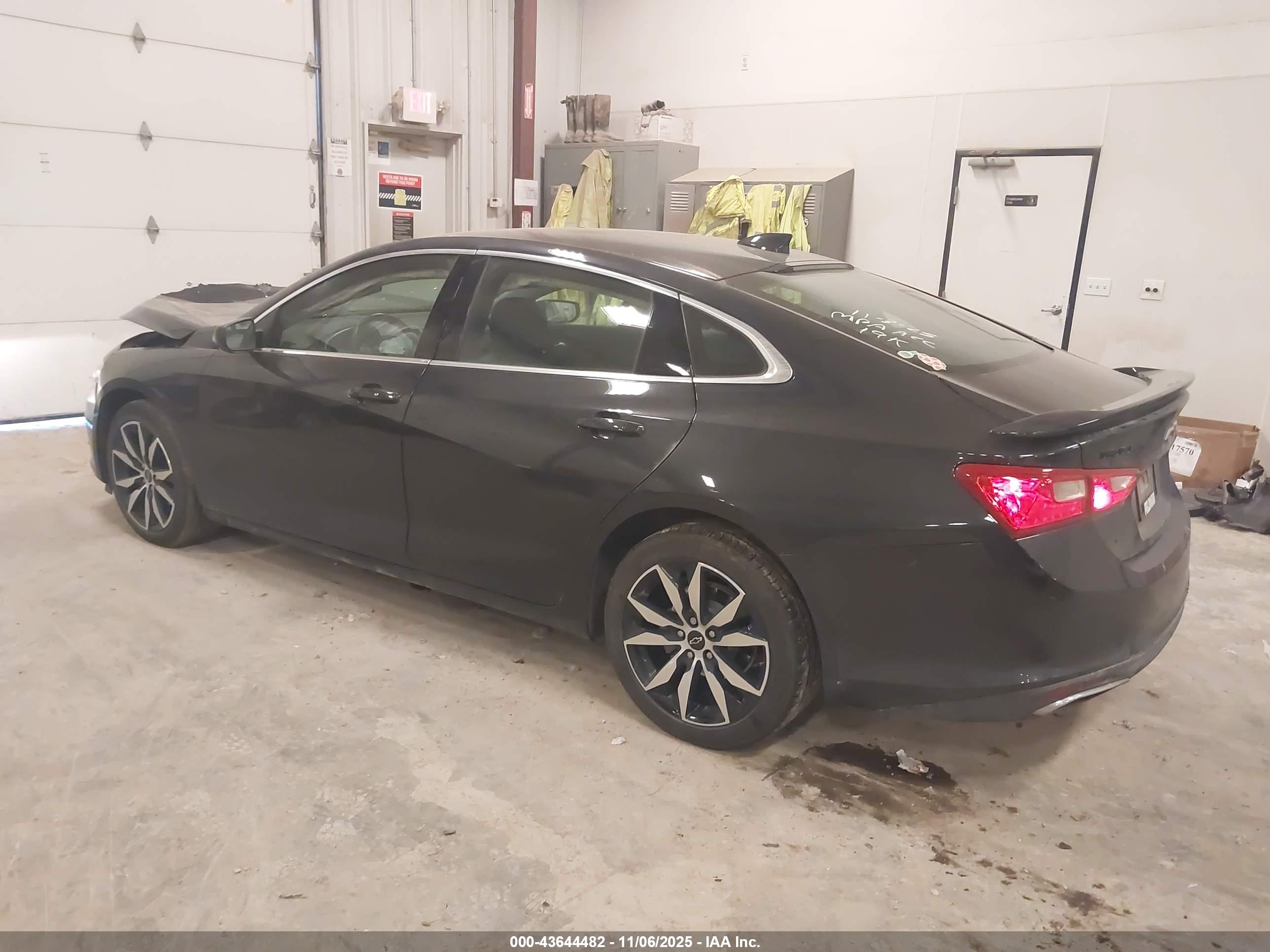 CHEVROLET MALIBU image 3