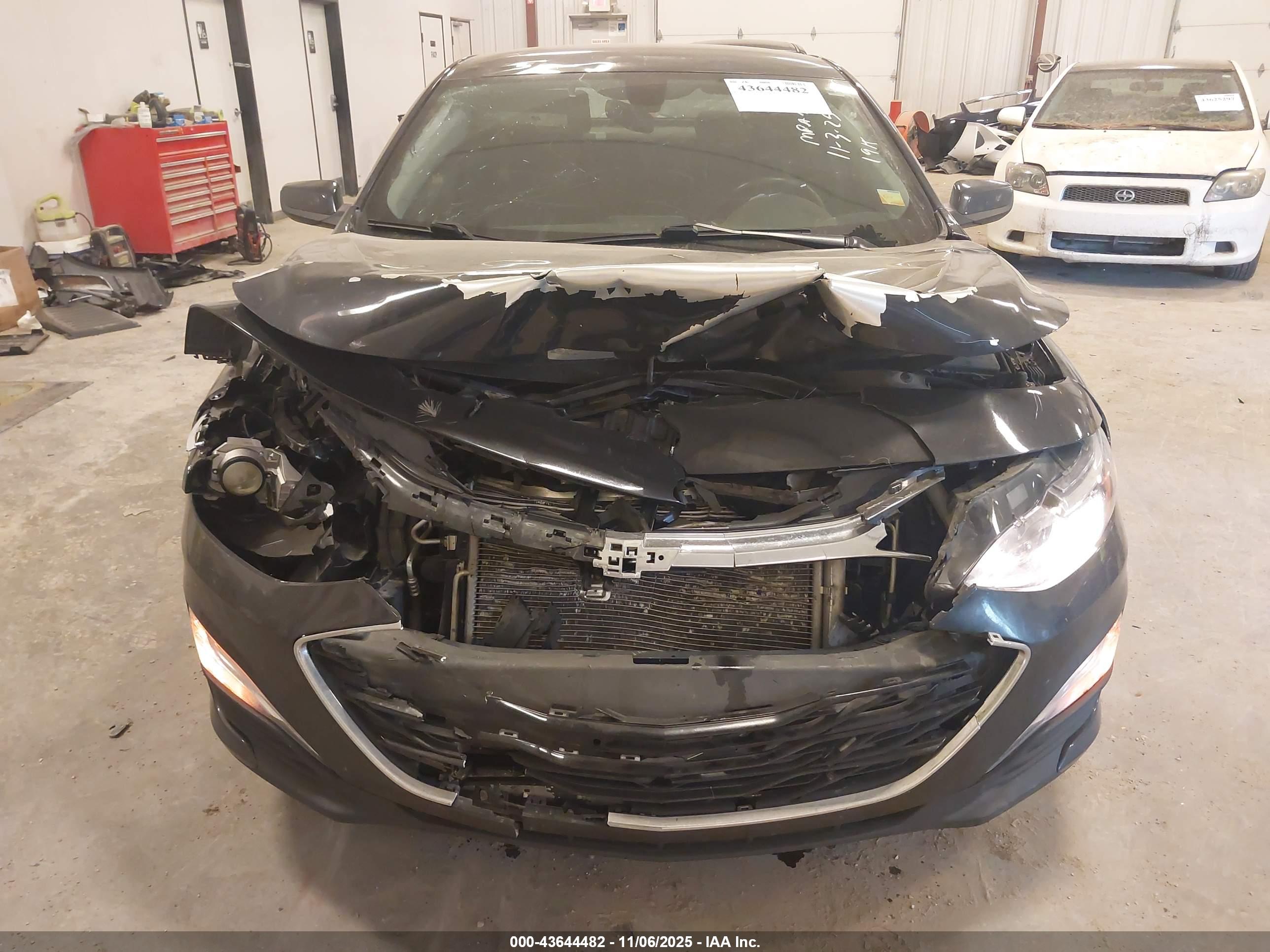 CHEVROLET MALIBU image 6