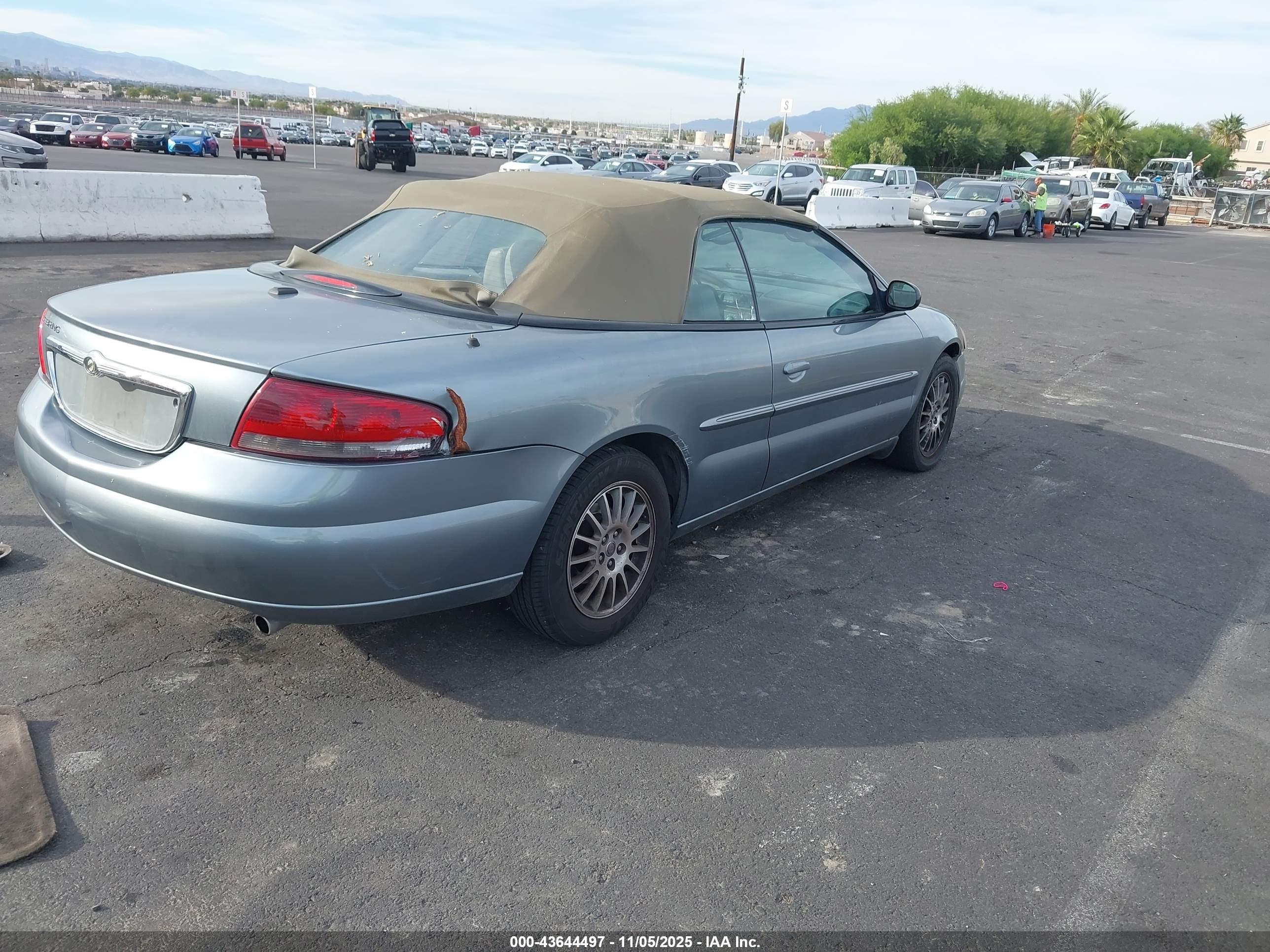 CHRYSLER SEBRING image 4