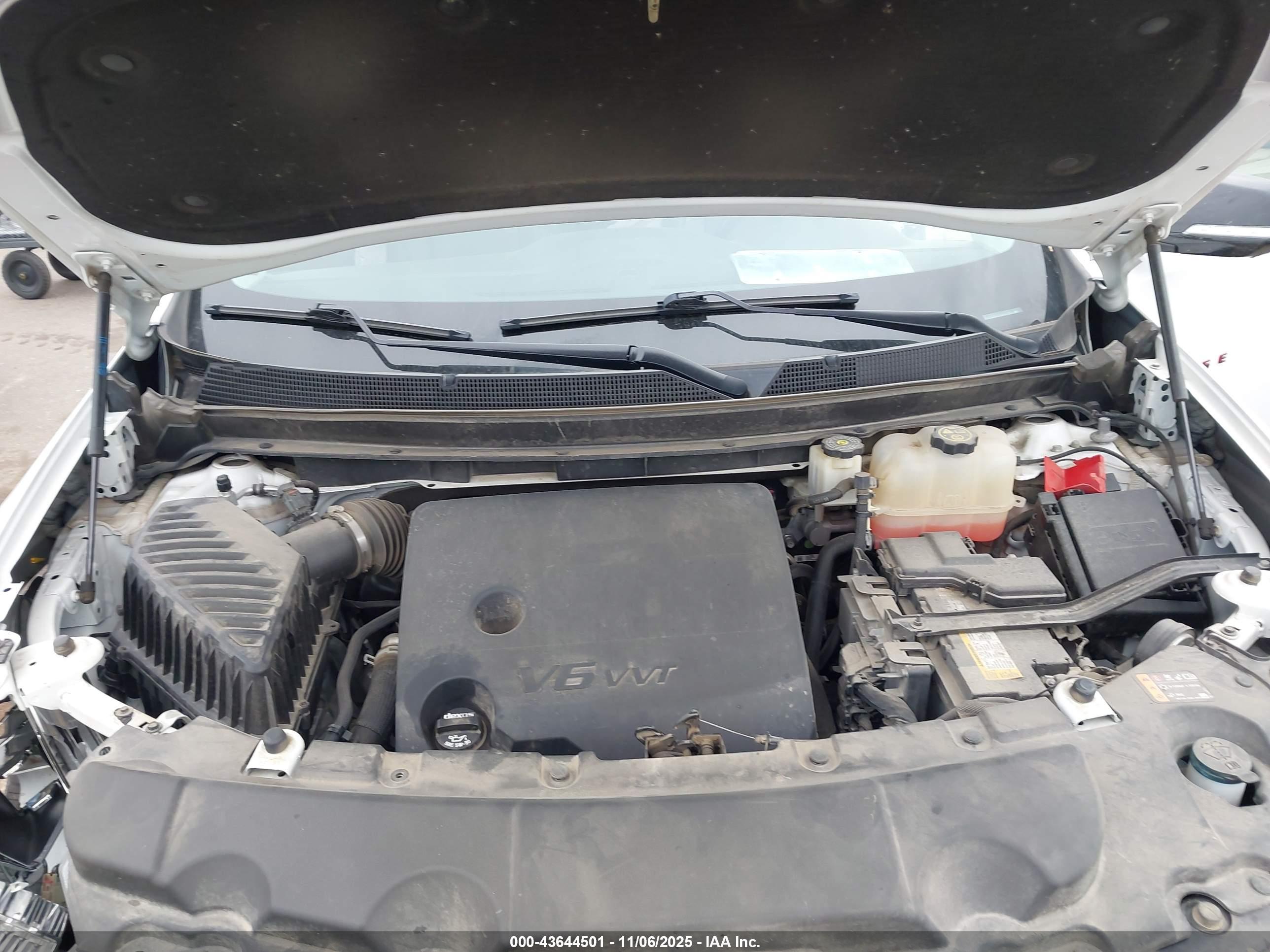 CHEVROLET TRAVERSE image 10
