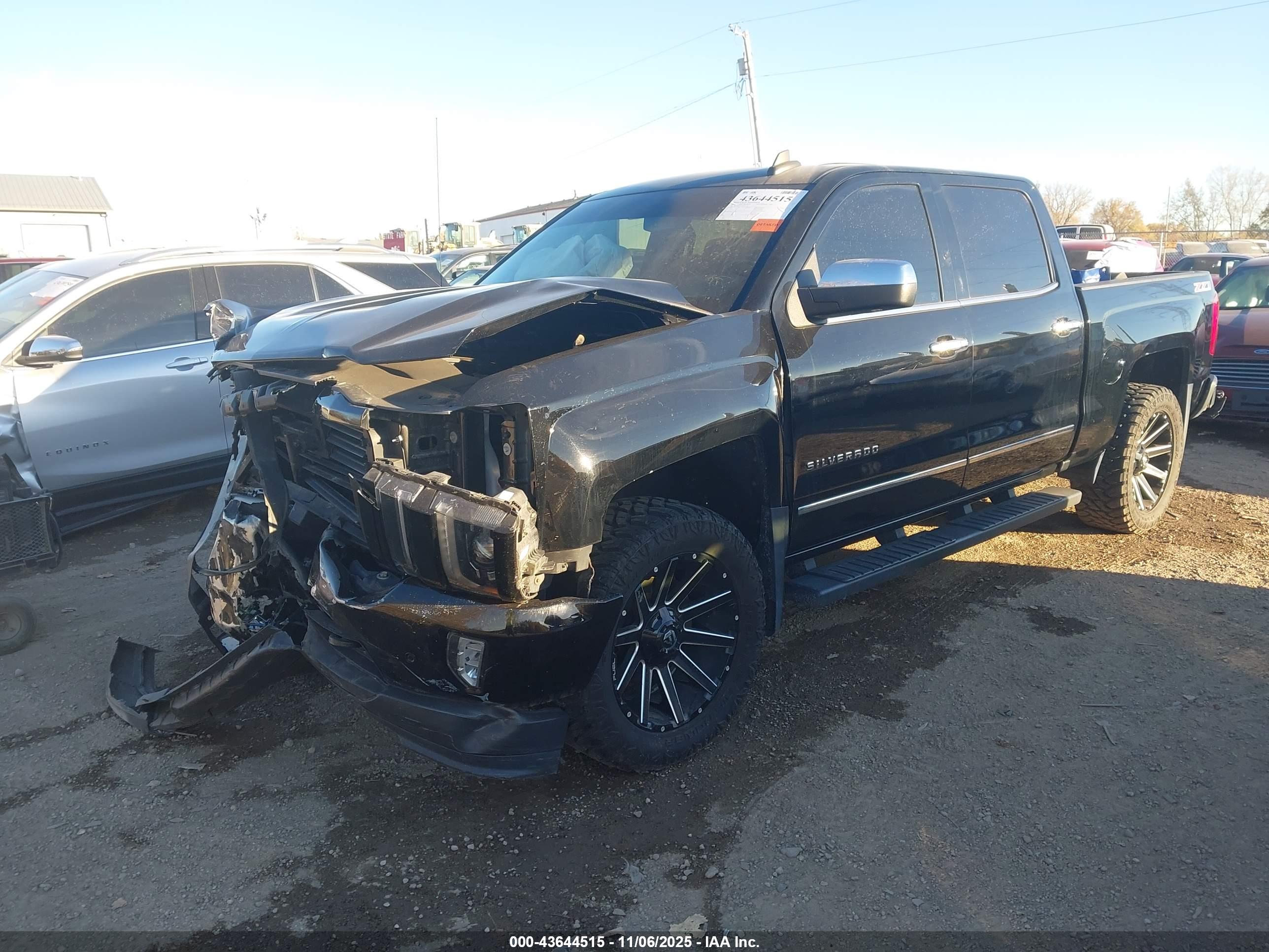 CHEVROLET SILVERADO image 2