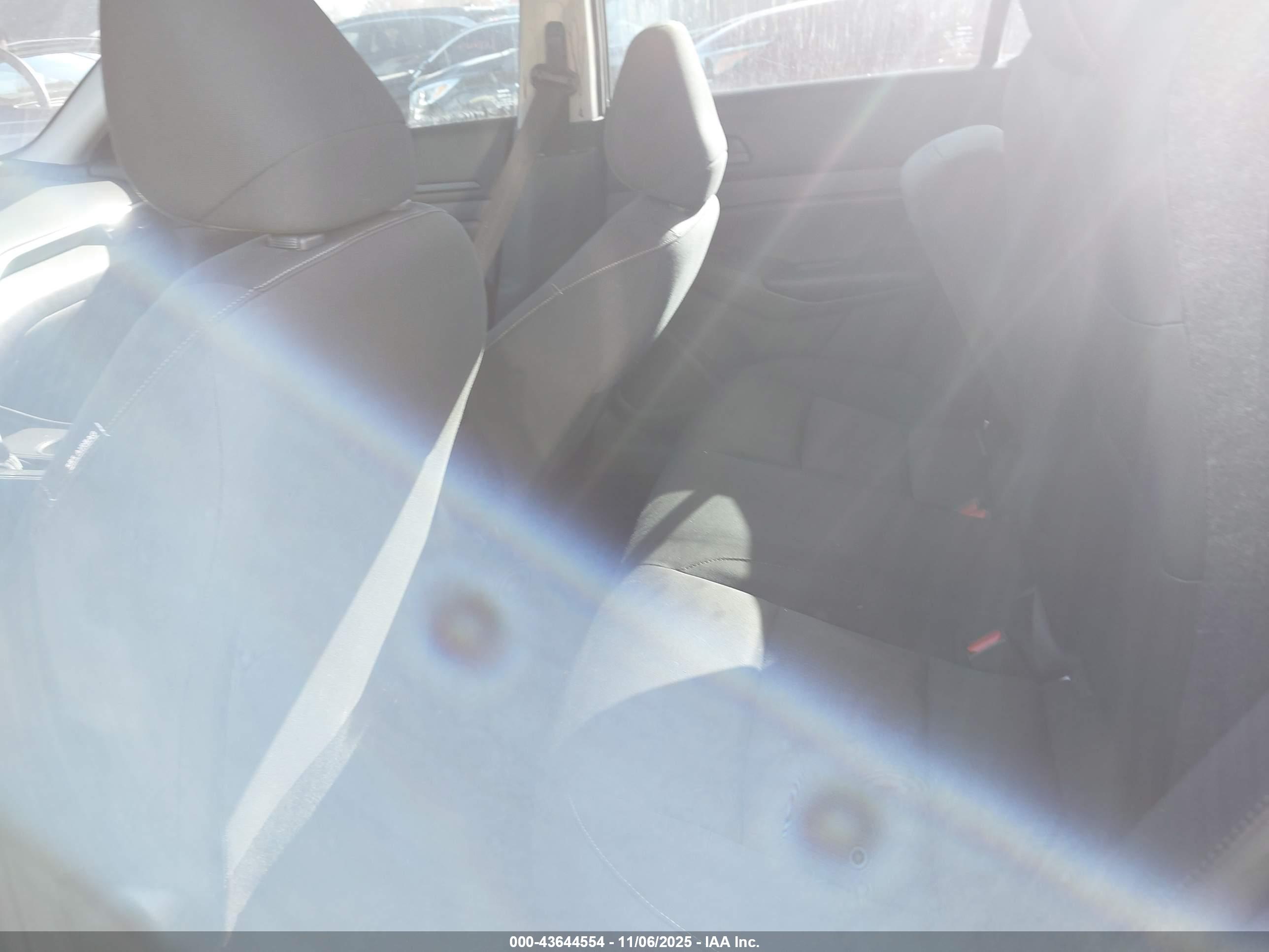 NISSAN ALTIMA image 8