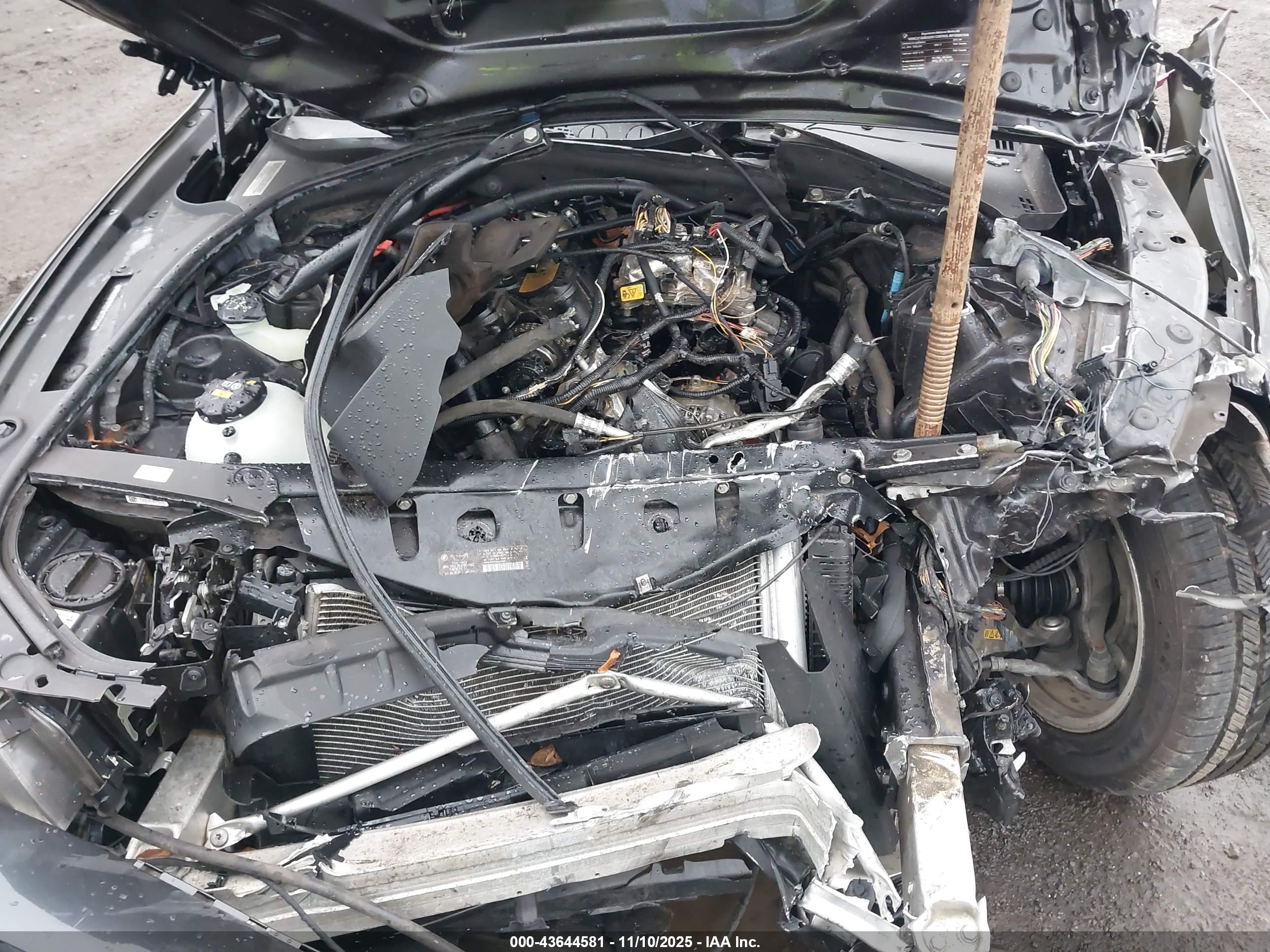 BMW 528I image 10