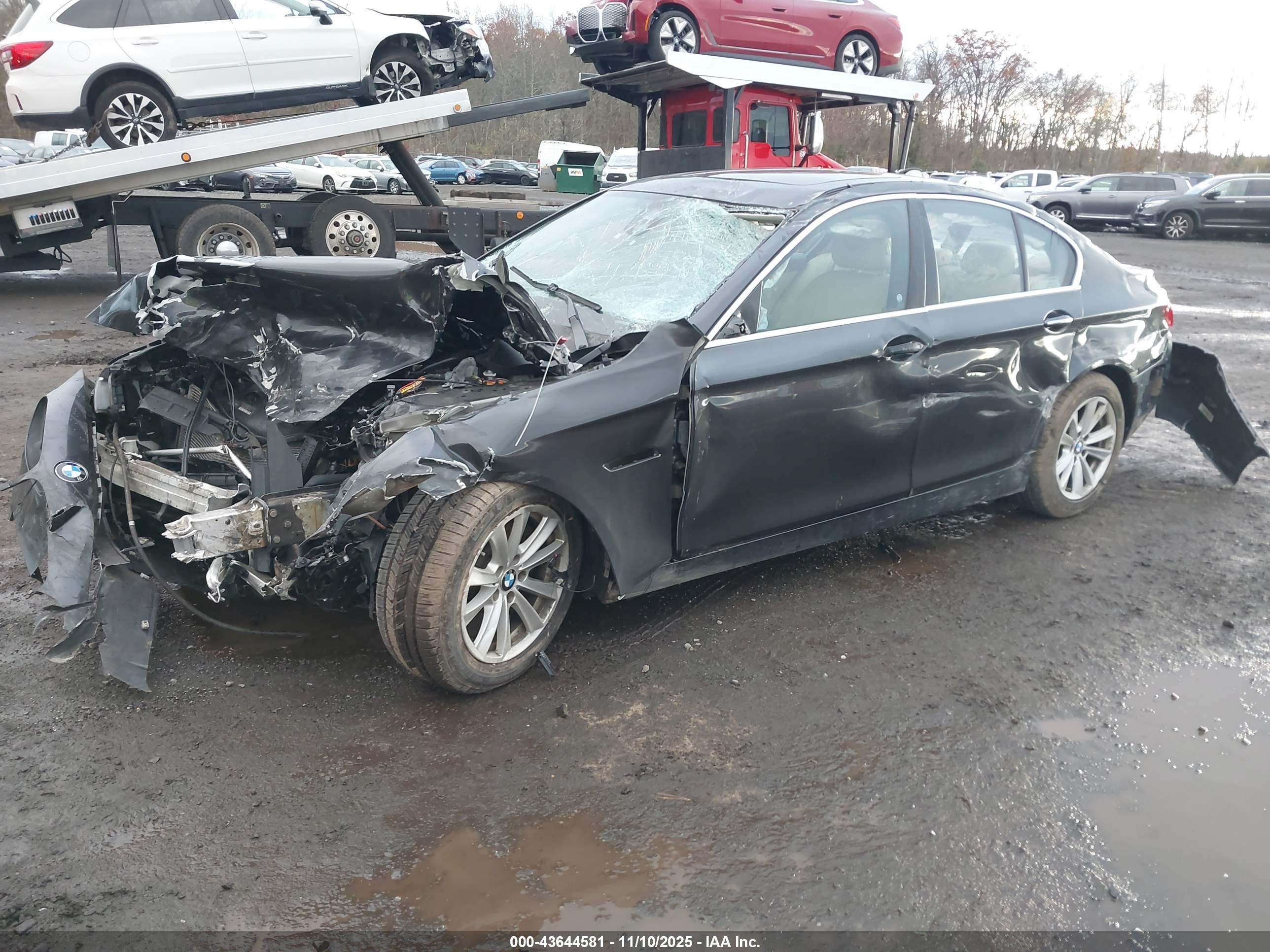 BMW 528I image 2