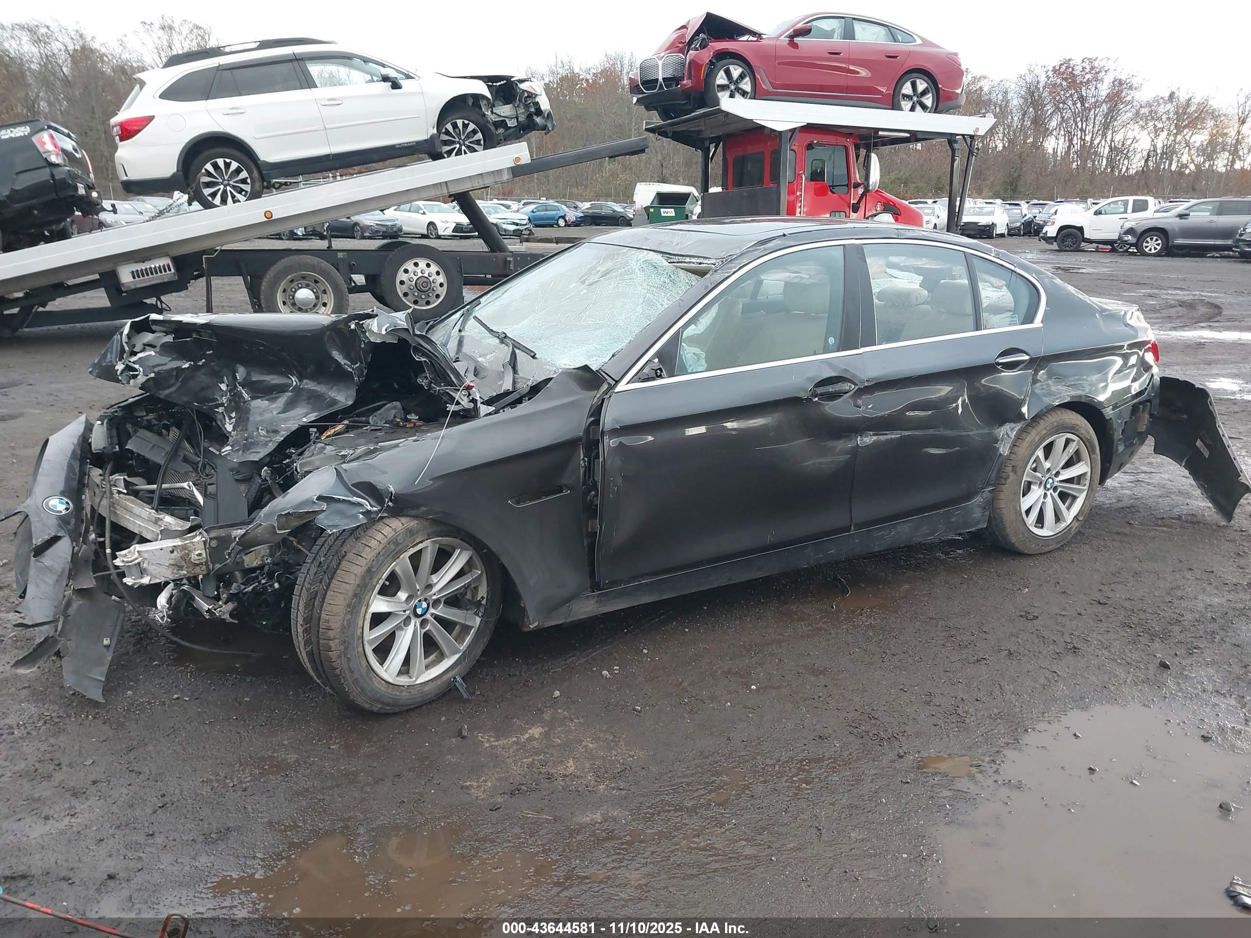 BMW 528I image 6