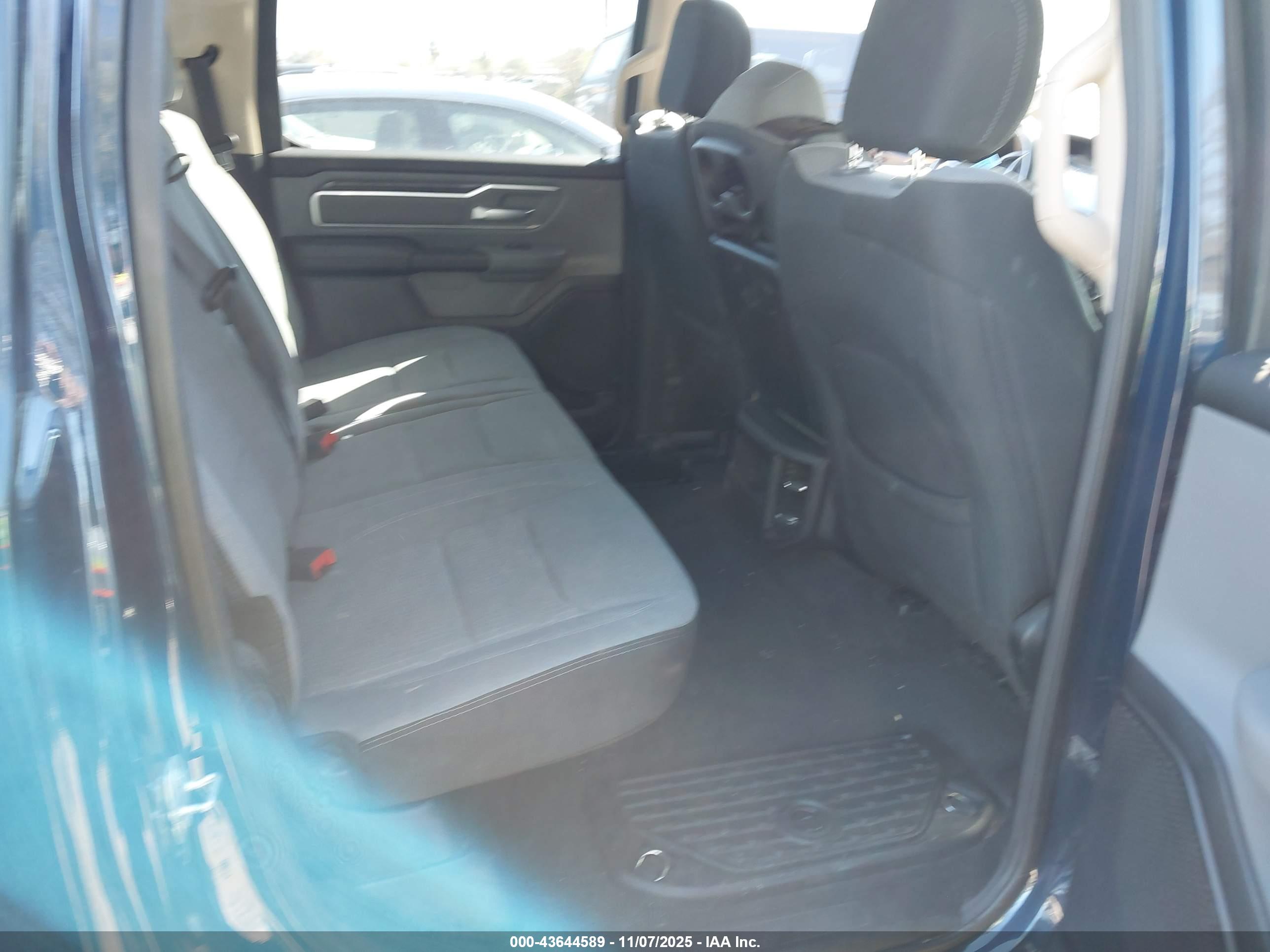 RAM 1500 image 8