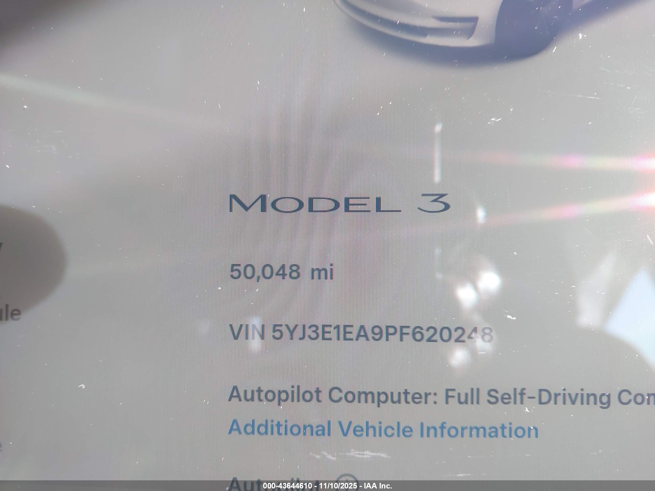 TESLA MODEL image 7
