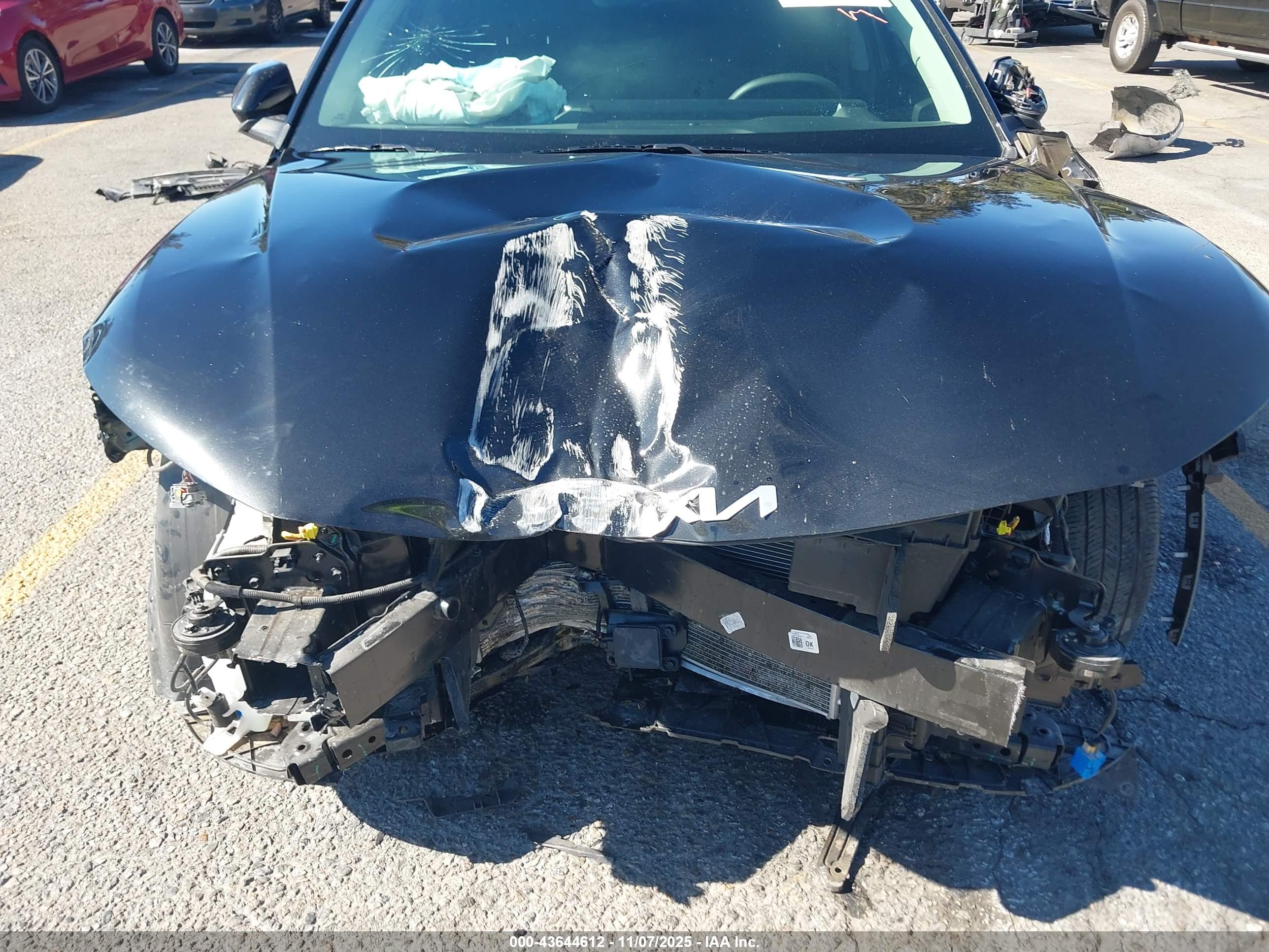 KIA K4 image 6