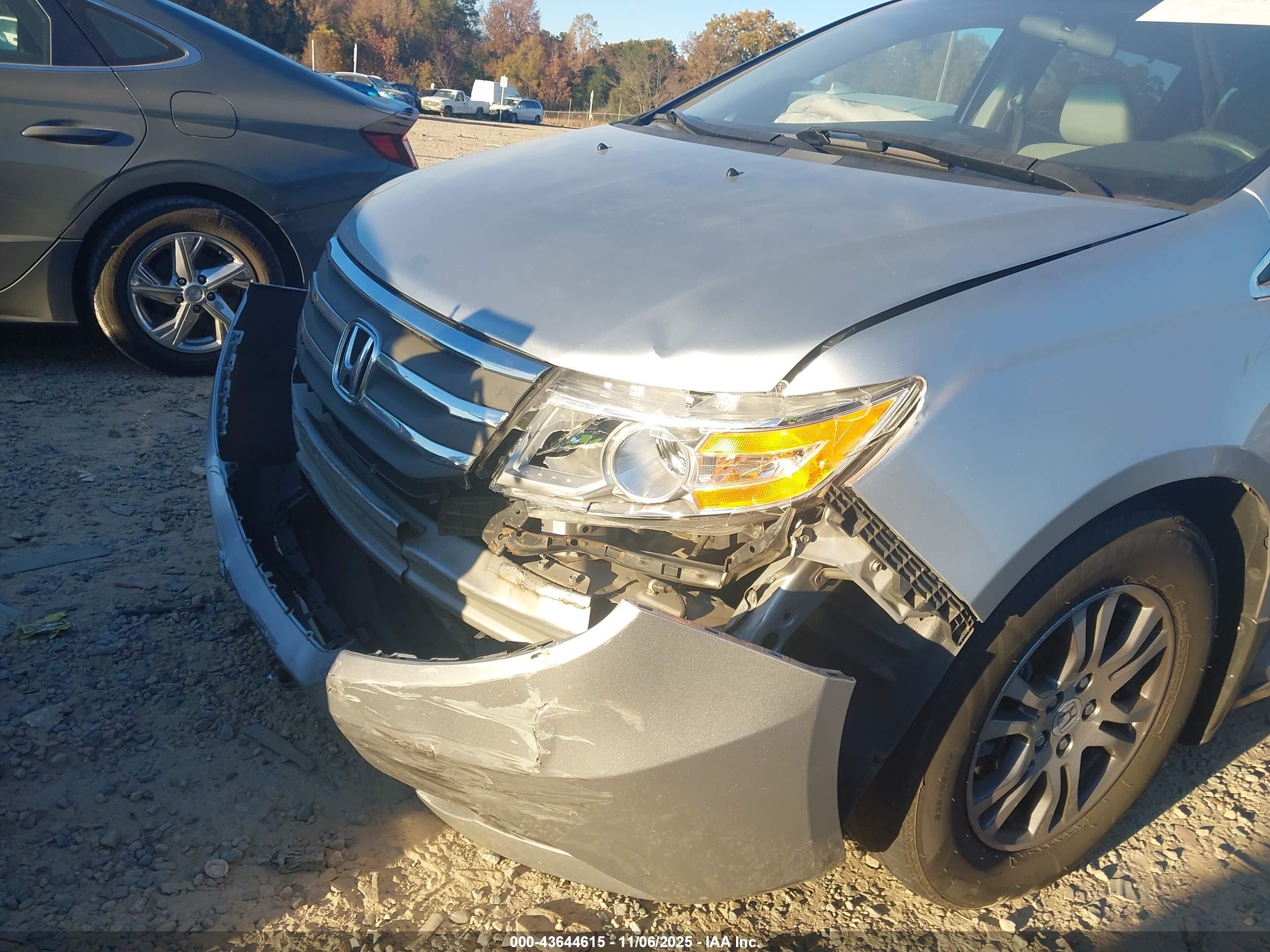 HONDA ODYSSEY image 6