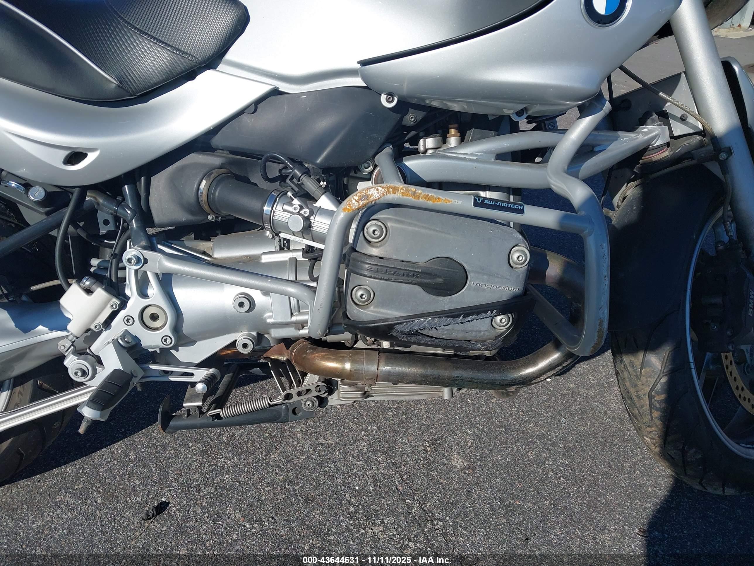 BMW R1150 image 8
