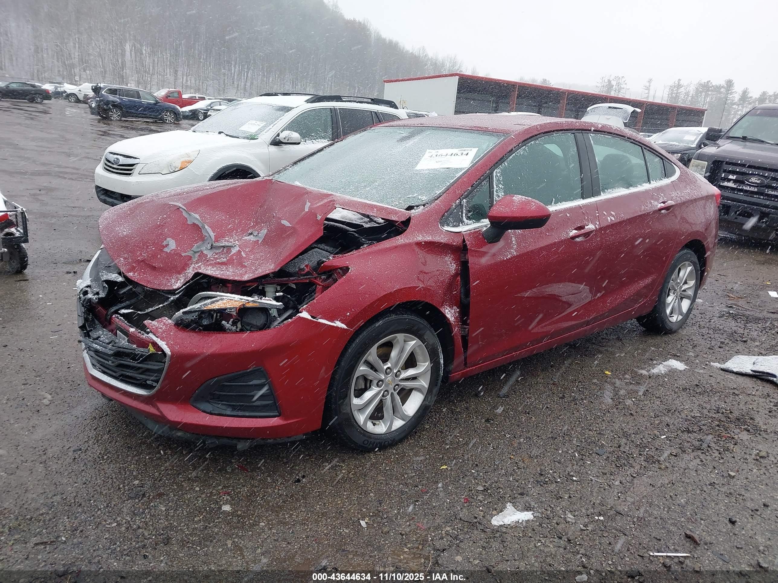 CHEVROLET CRUZE image 2