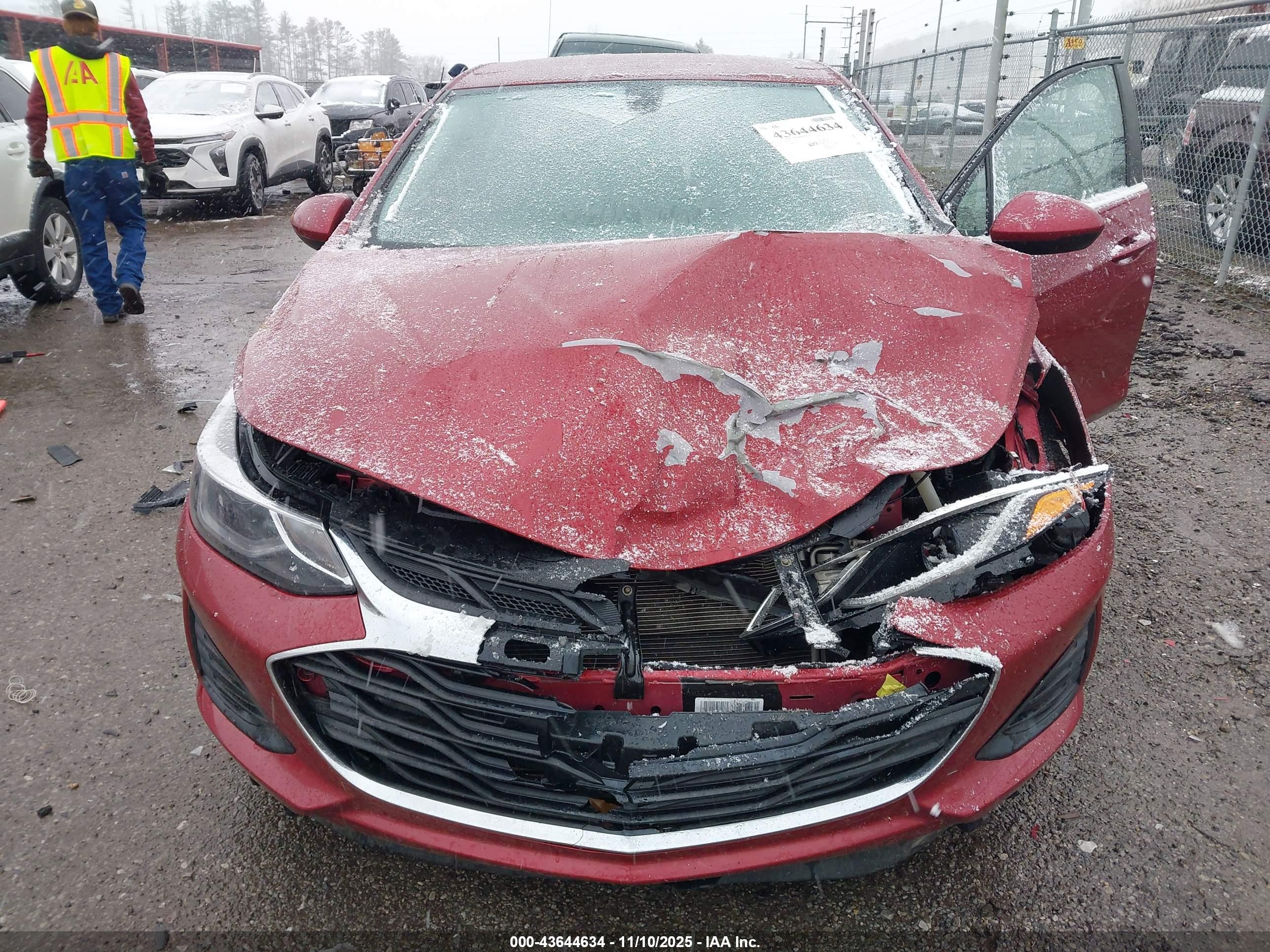 CHEVROLET CRUZE image 6