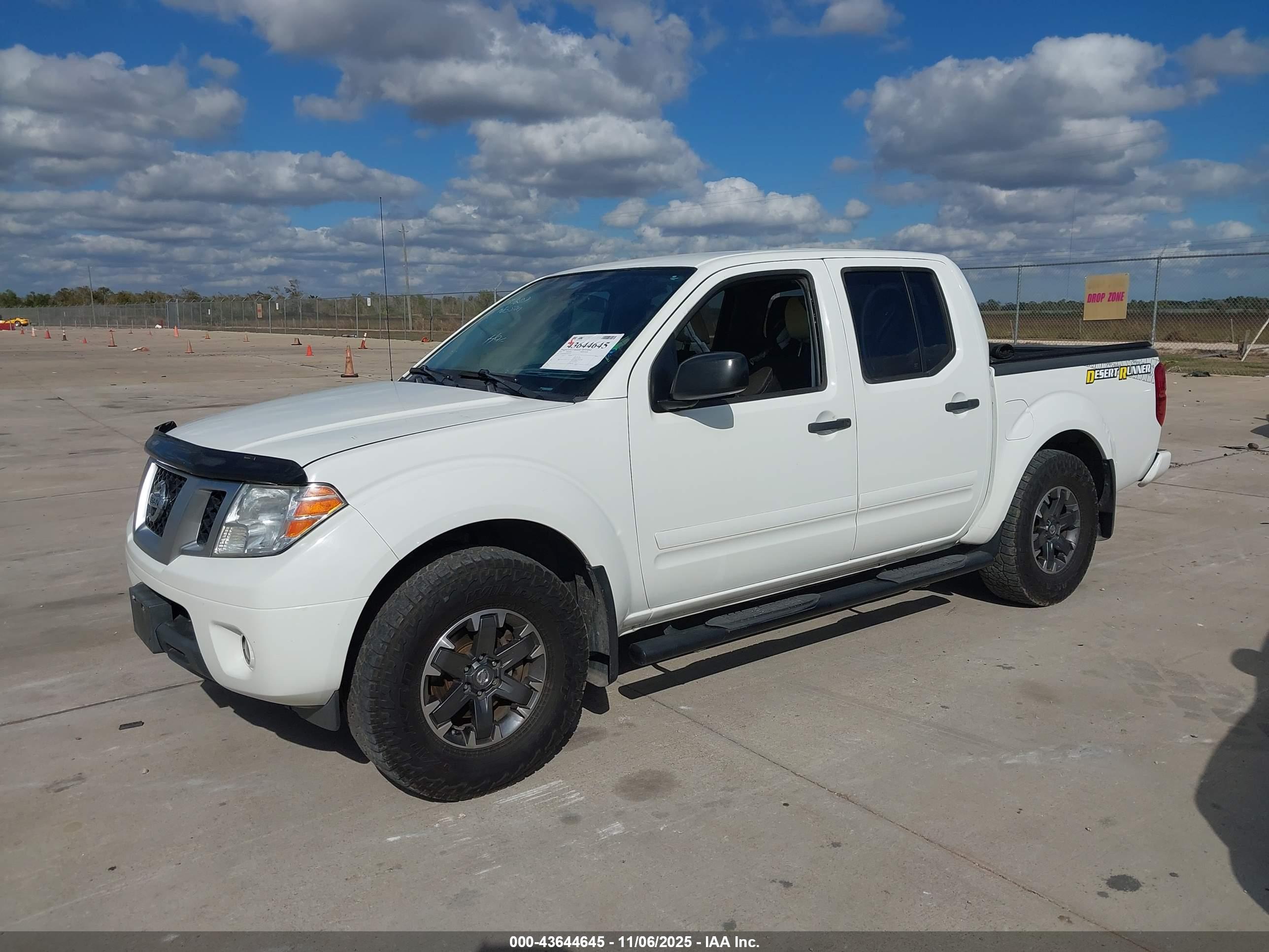 NISSAN FRONTIER image 2