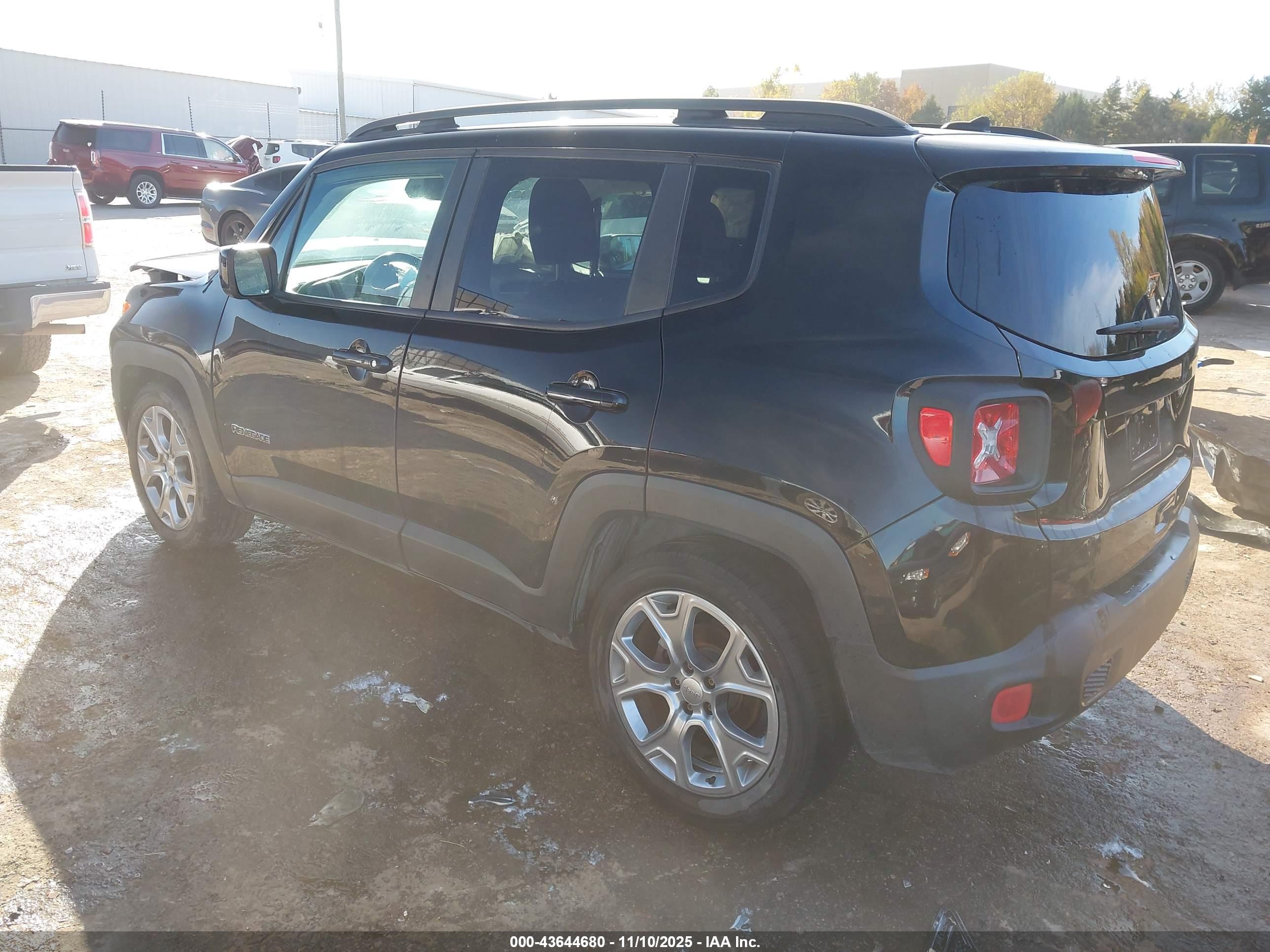 JEEP RENEGADE image 3