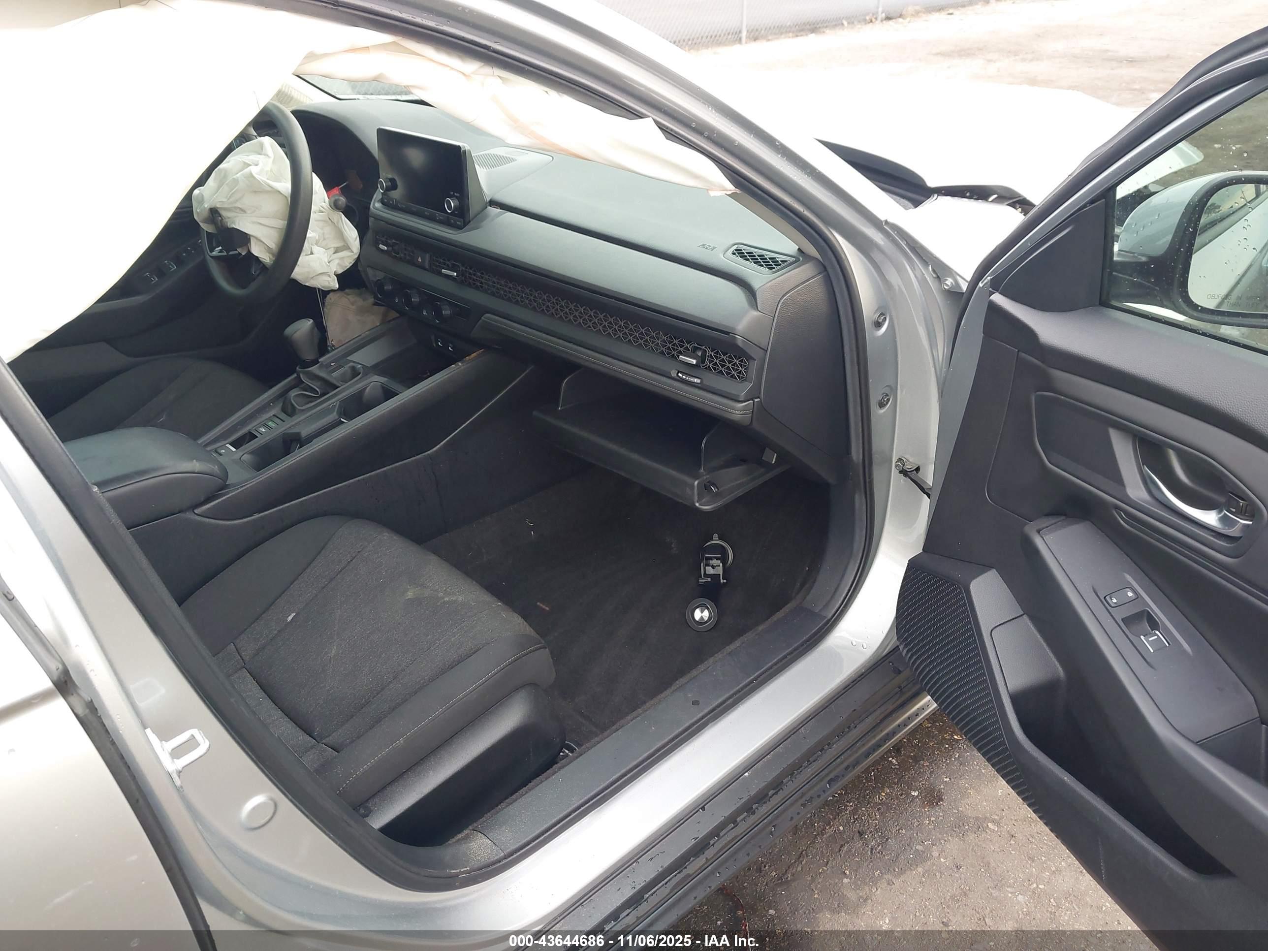 HONDA ACCORD image 5