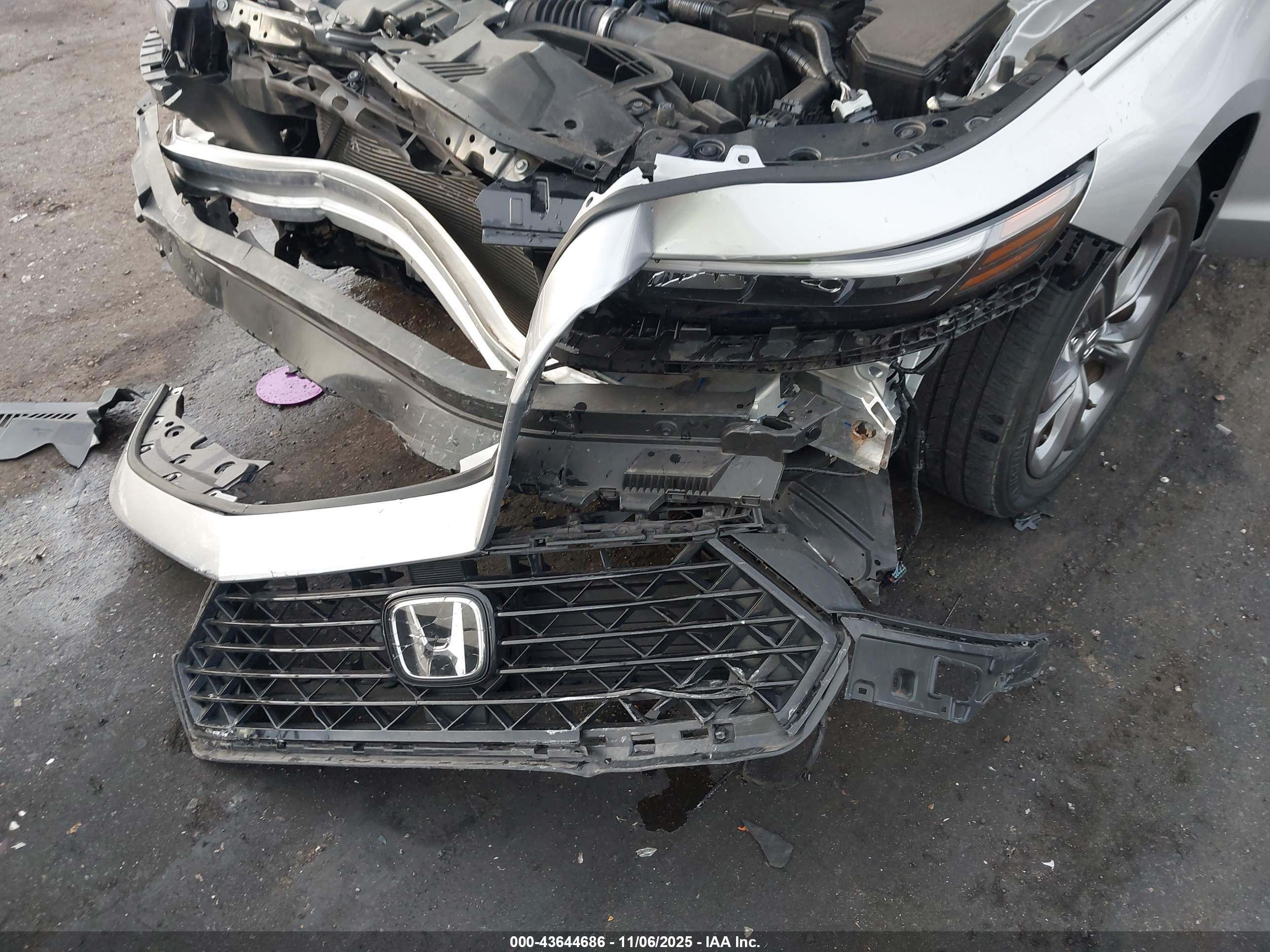 HONDA ACCORD image 6