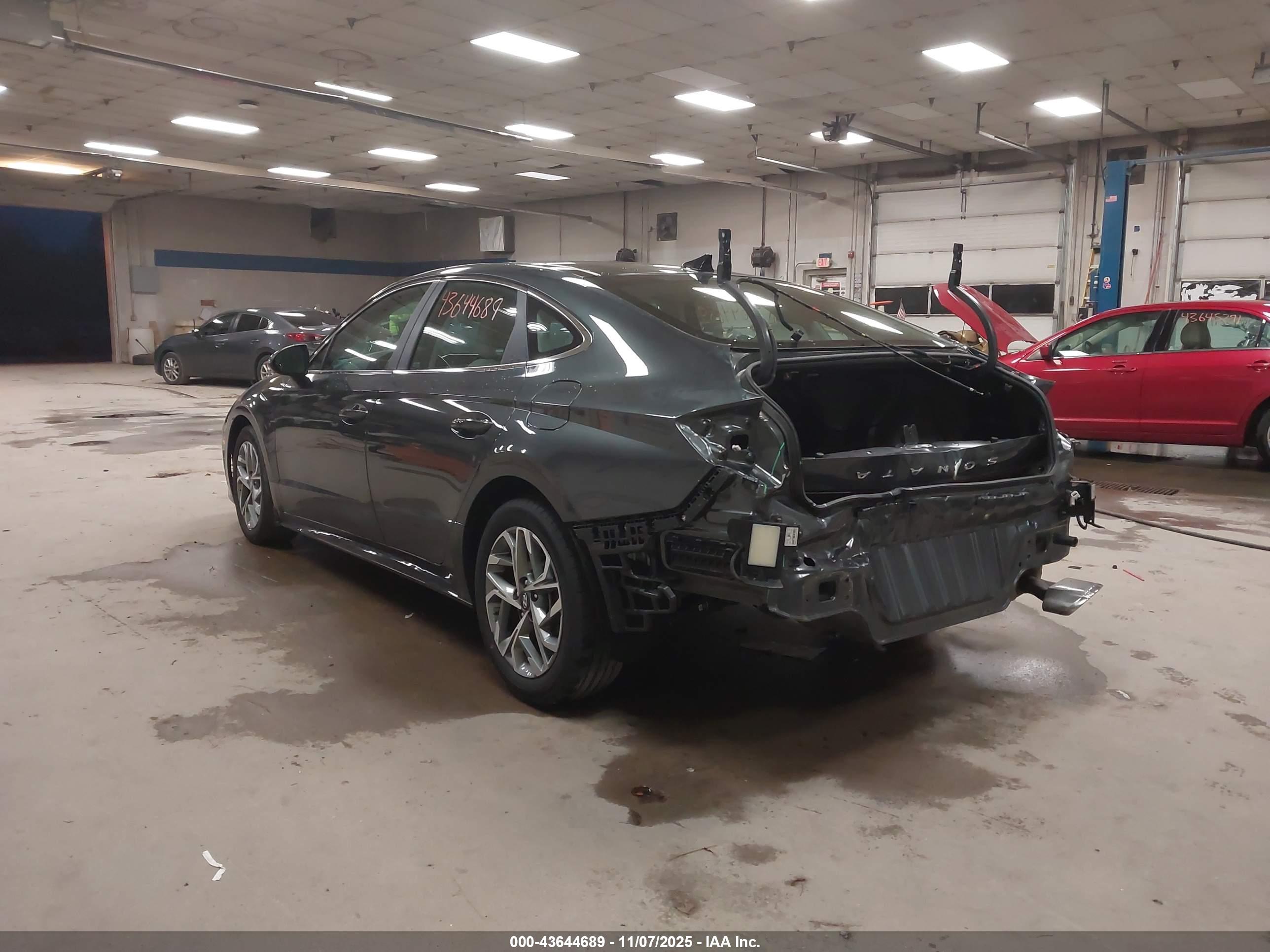 HYUNDAI SONATA image 3